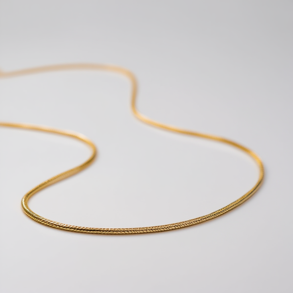 Naia Necklace - Gold