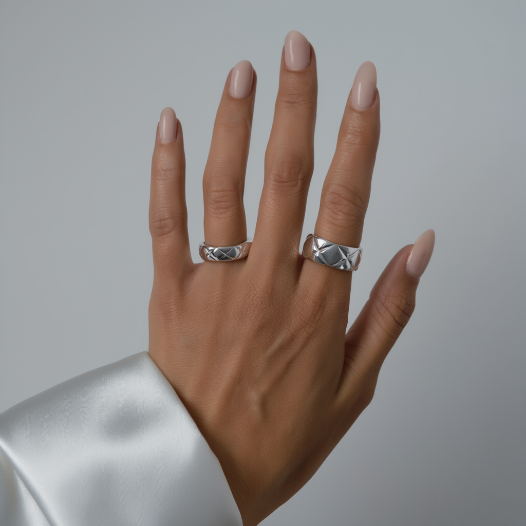 Aubrey Thick Band Ring - Silver