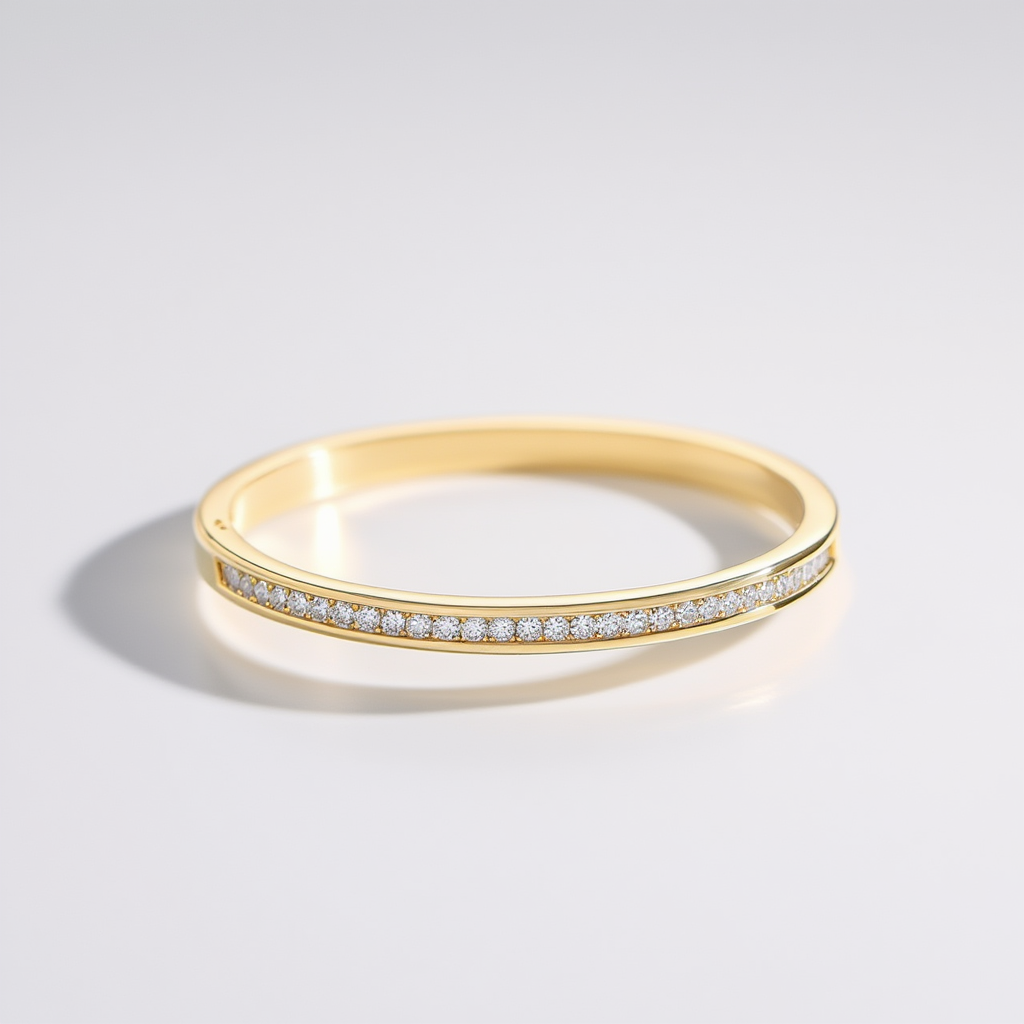 Evie Bangle - Gold