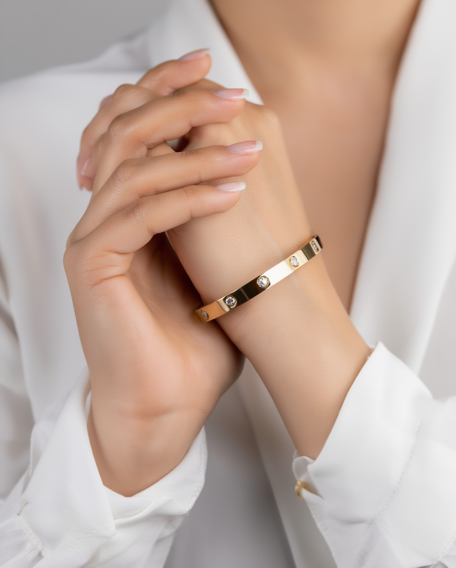 Love Bracelet - 10 - Gold