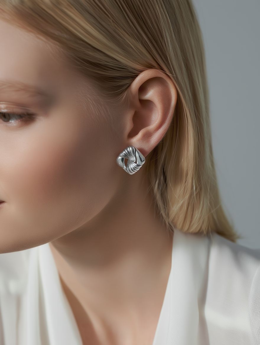 Elva Earrings - Silver