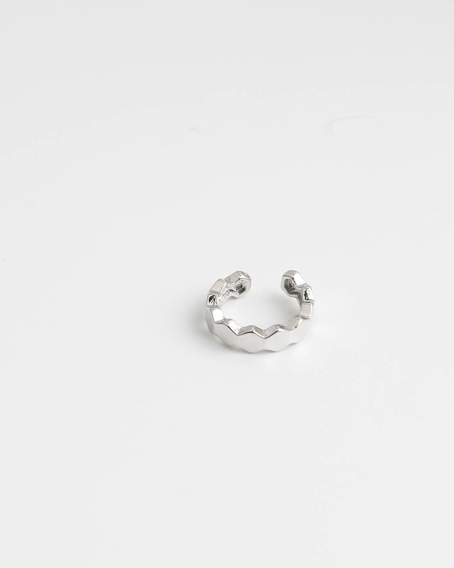 Adinda Earcuff - AYUNA