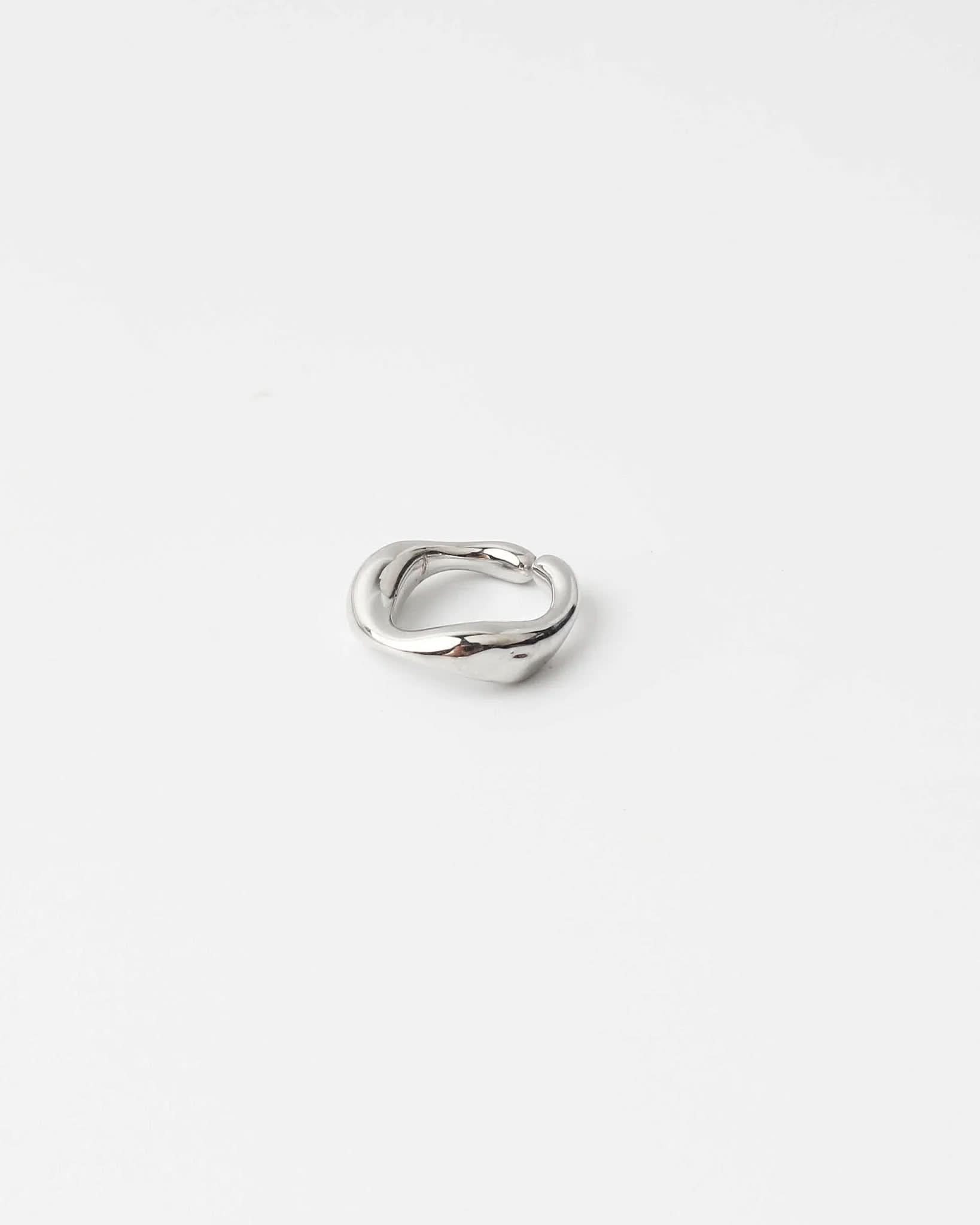 Adriana Earcuff - AYUNA