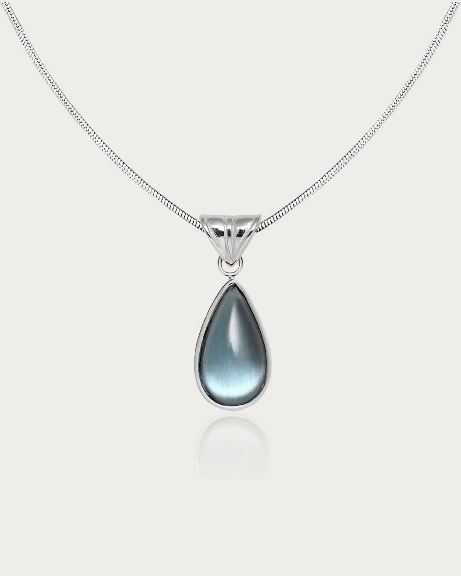 Athena Water Drop Necklace - AYUNA