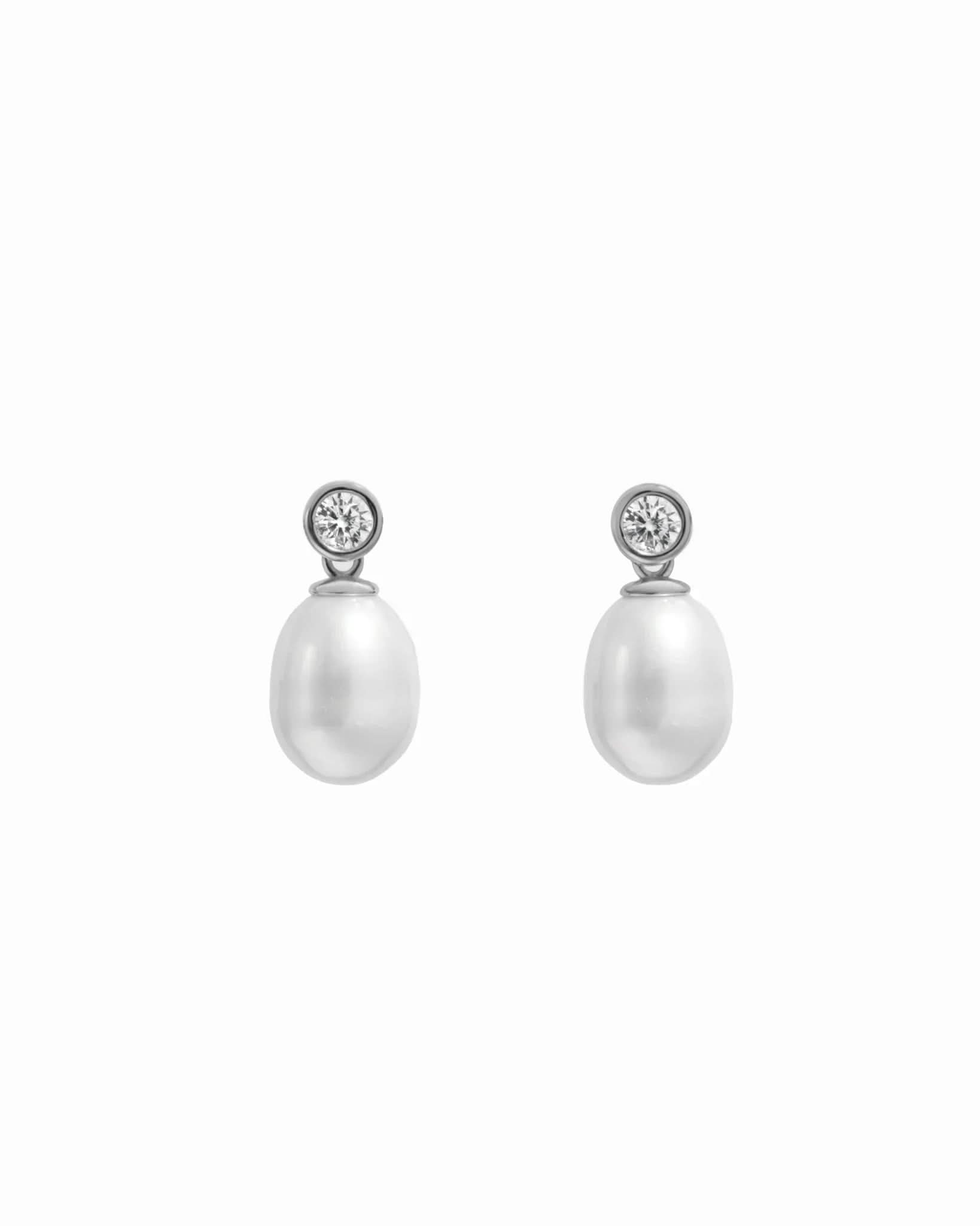 Bezel & Pearl Drop Earrings - AYUNA