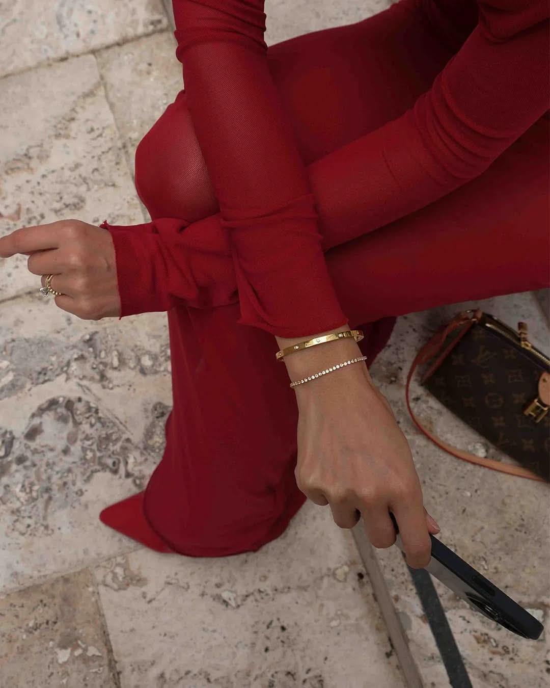 Blanca Bangle Thin Band - Gold - AYUNA