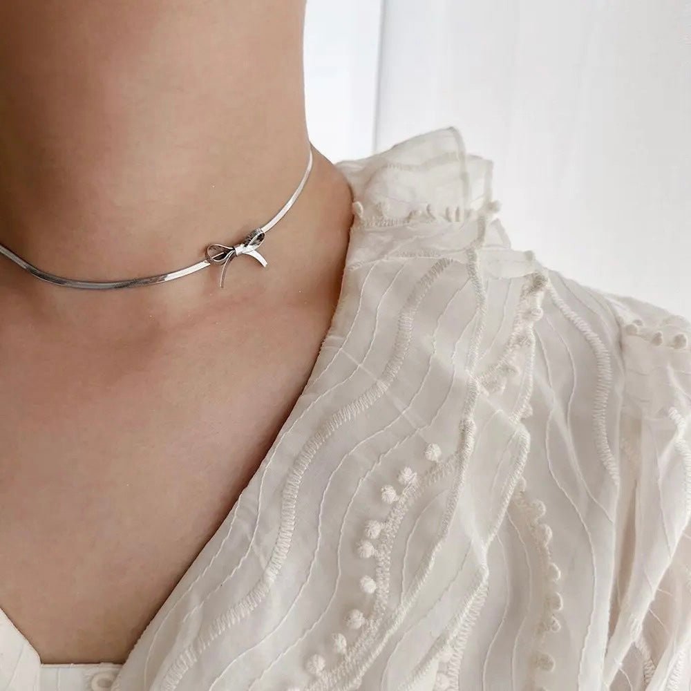 Bow Tie Flat Chain - AYUNA