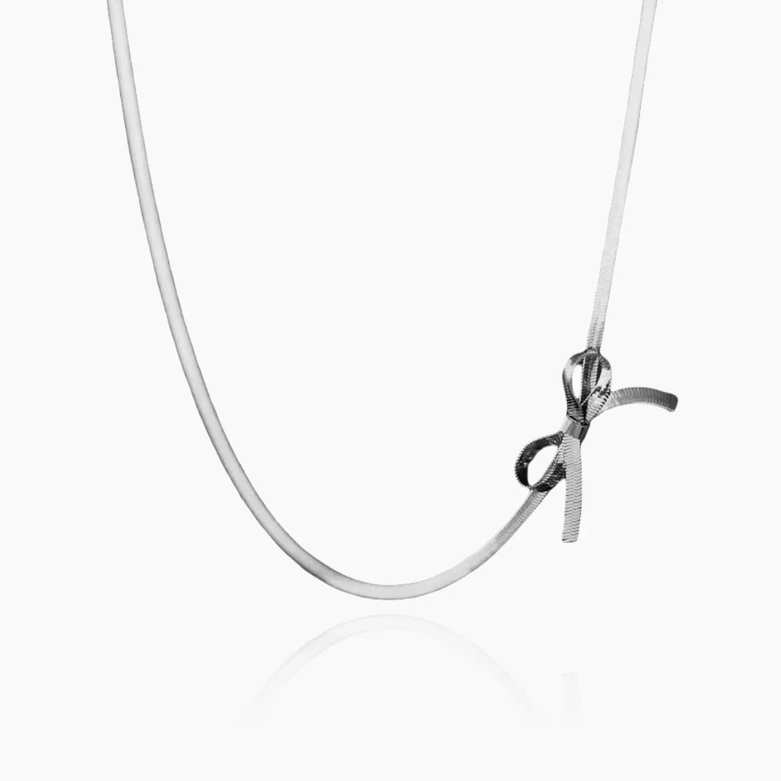 Bow Tie Flat Chain - AYUNA
