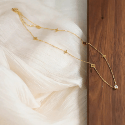Carrie Clover Necklace - AYUNA