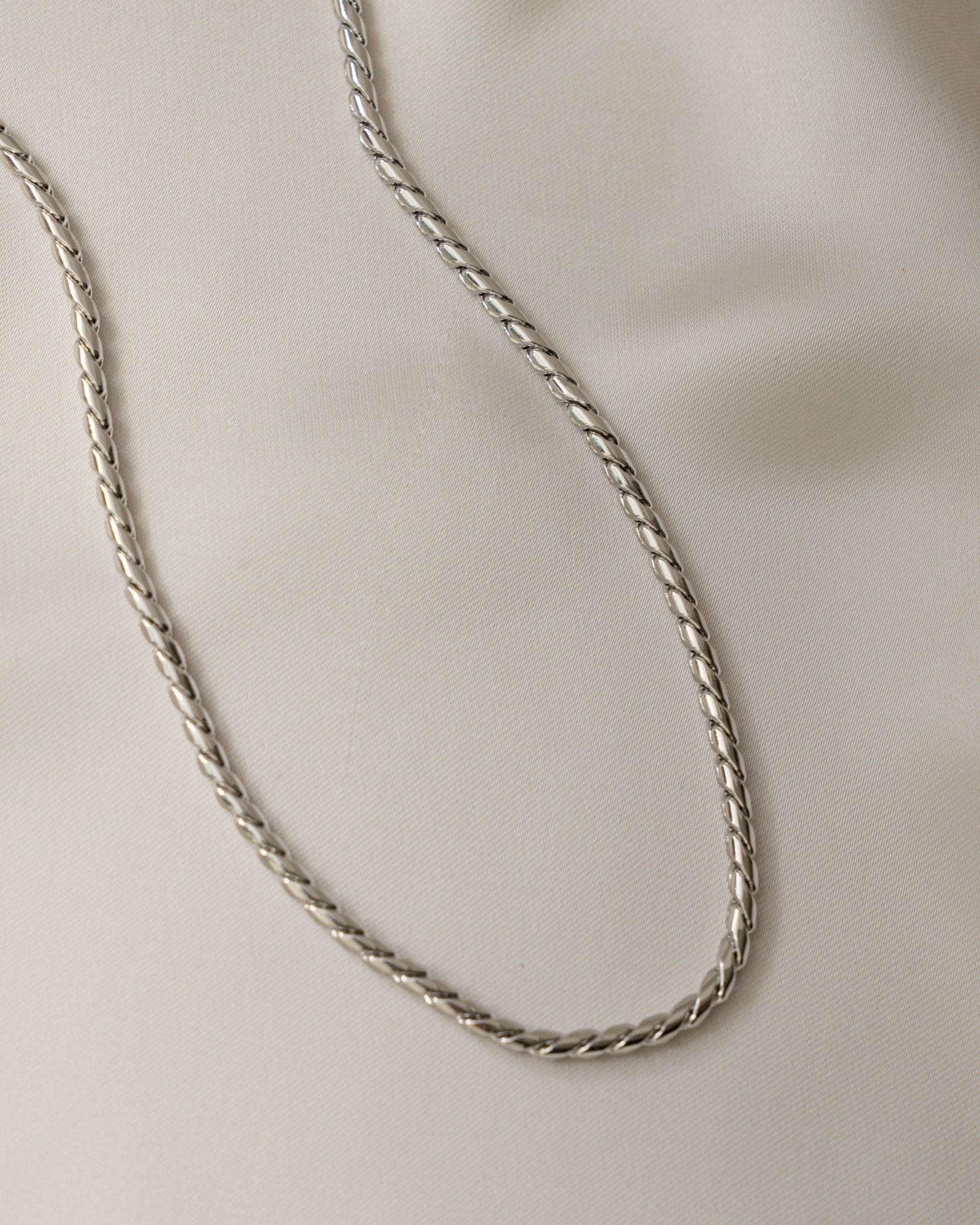 Chunky Chain Necklace - AYUNA