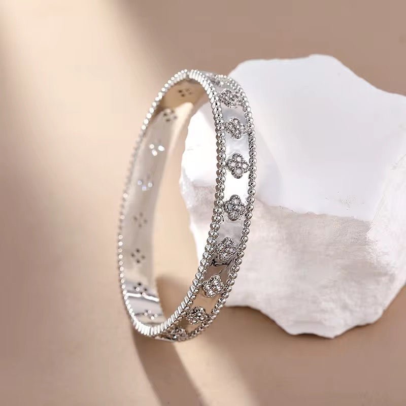 Clover Bangle - AYUNA