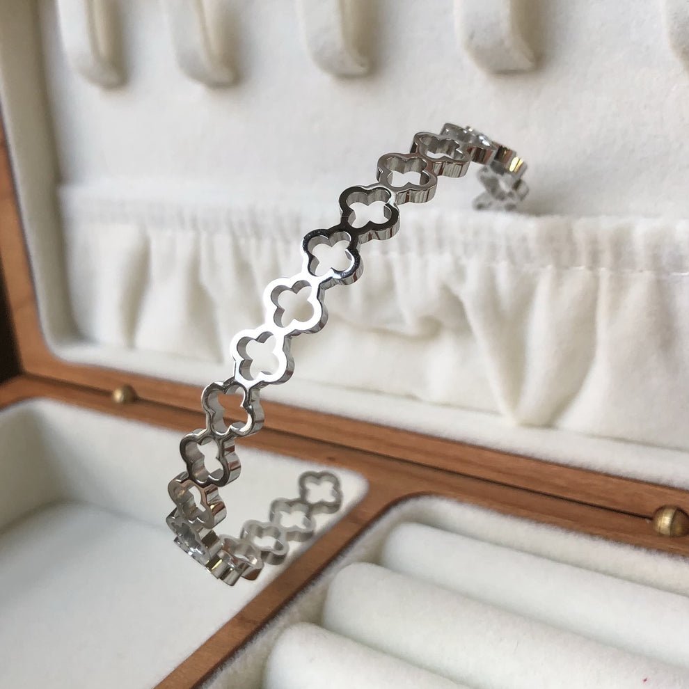 Clover Cuff Bracelet - AYUNA