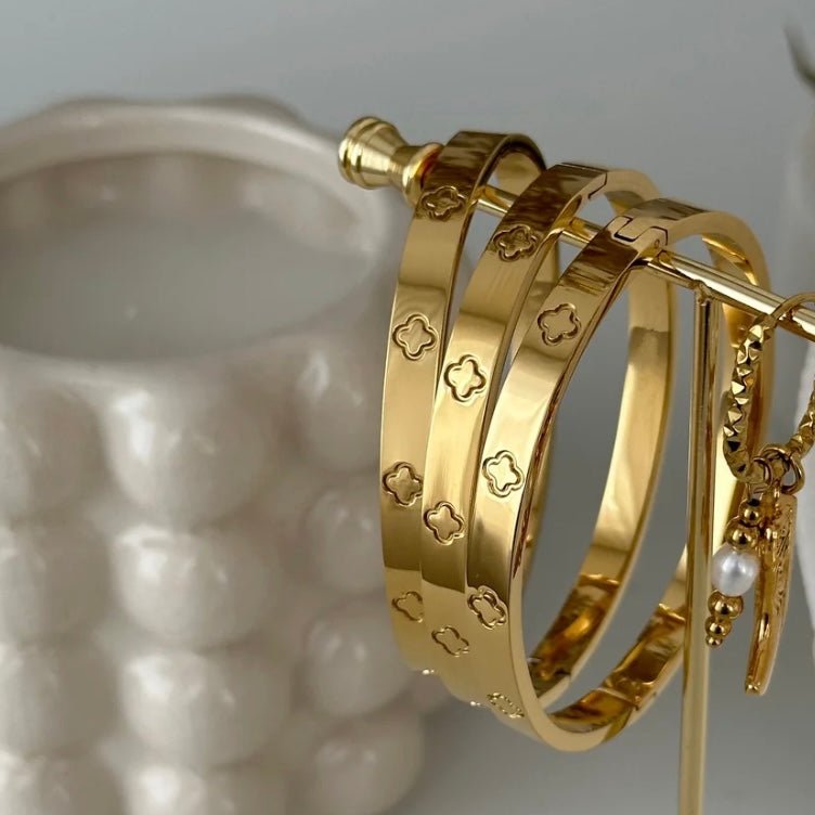 Clover Love Bangle - AYUNA