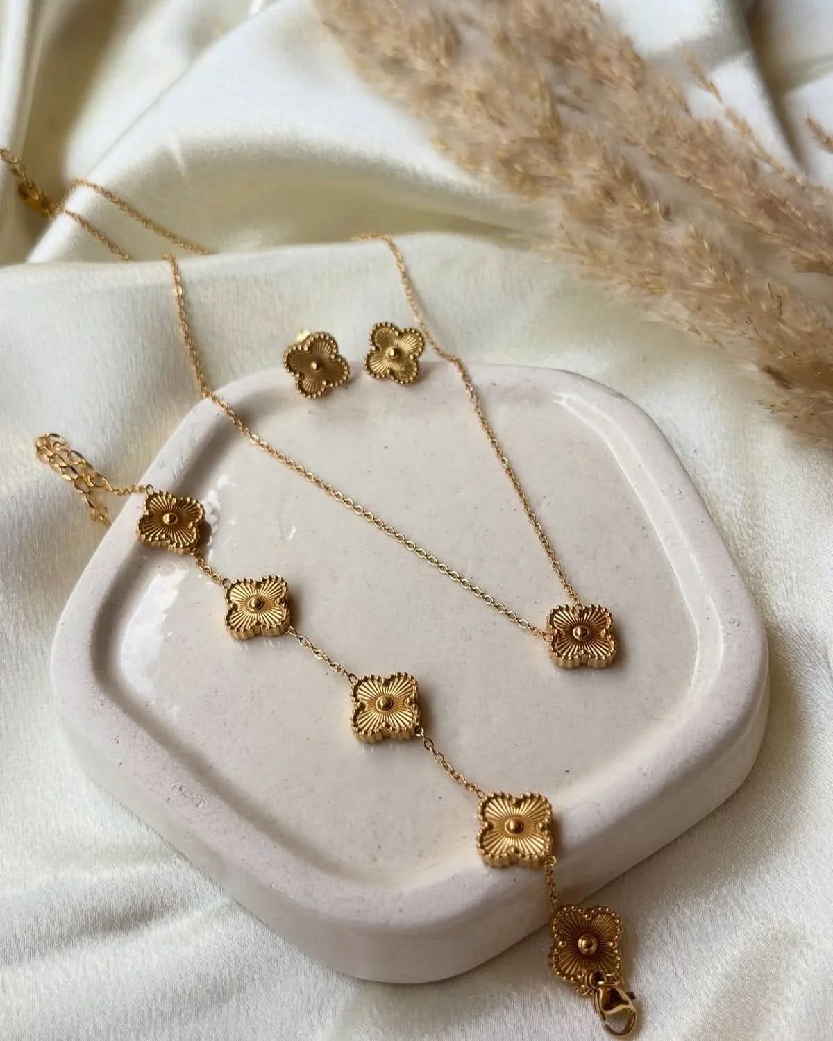 Clover Trio Set - AYUNA