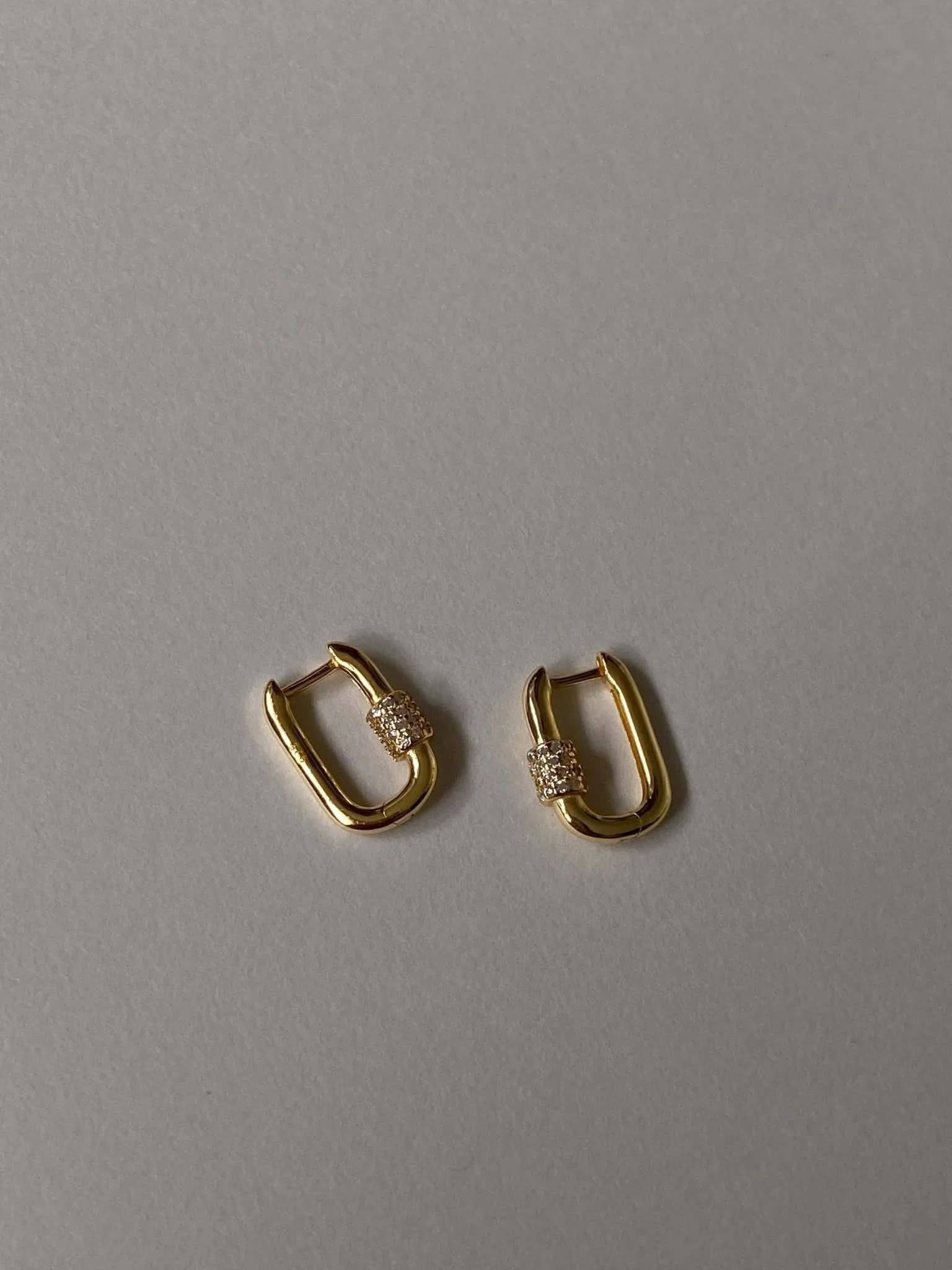 Cyrus Huggies - Gold - AYUNA