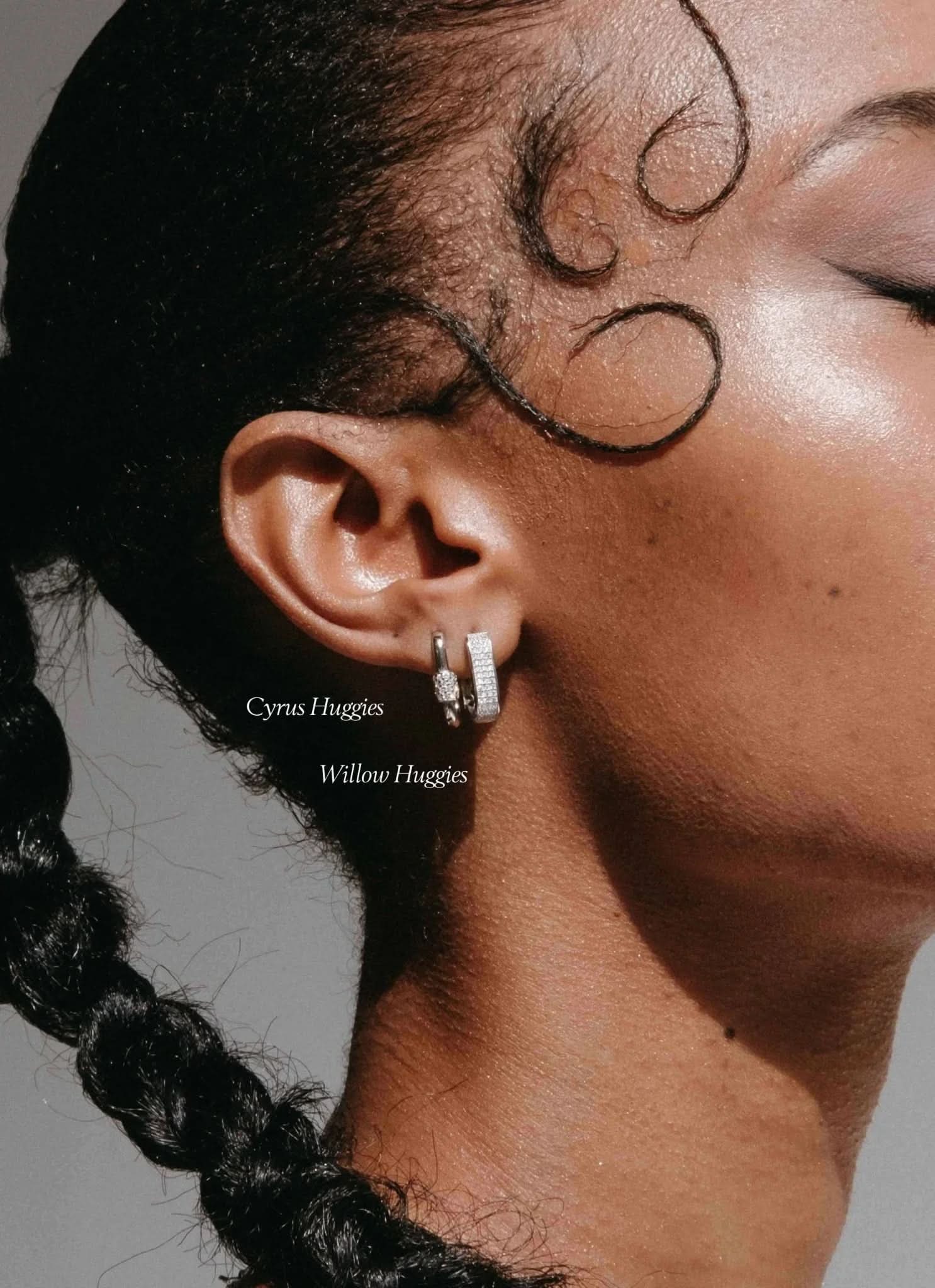 Cyrus Huggies - Silver - AYUNA