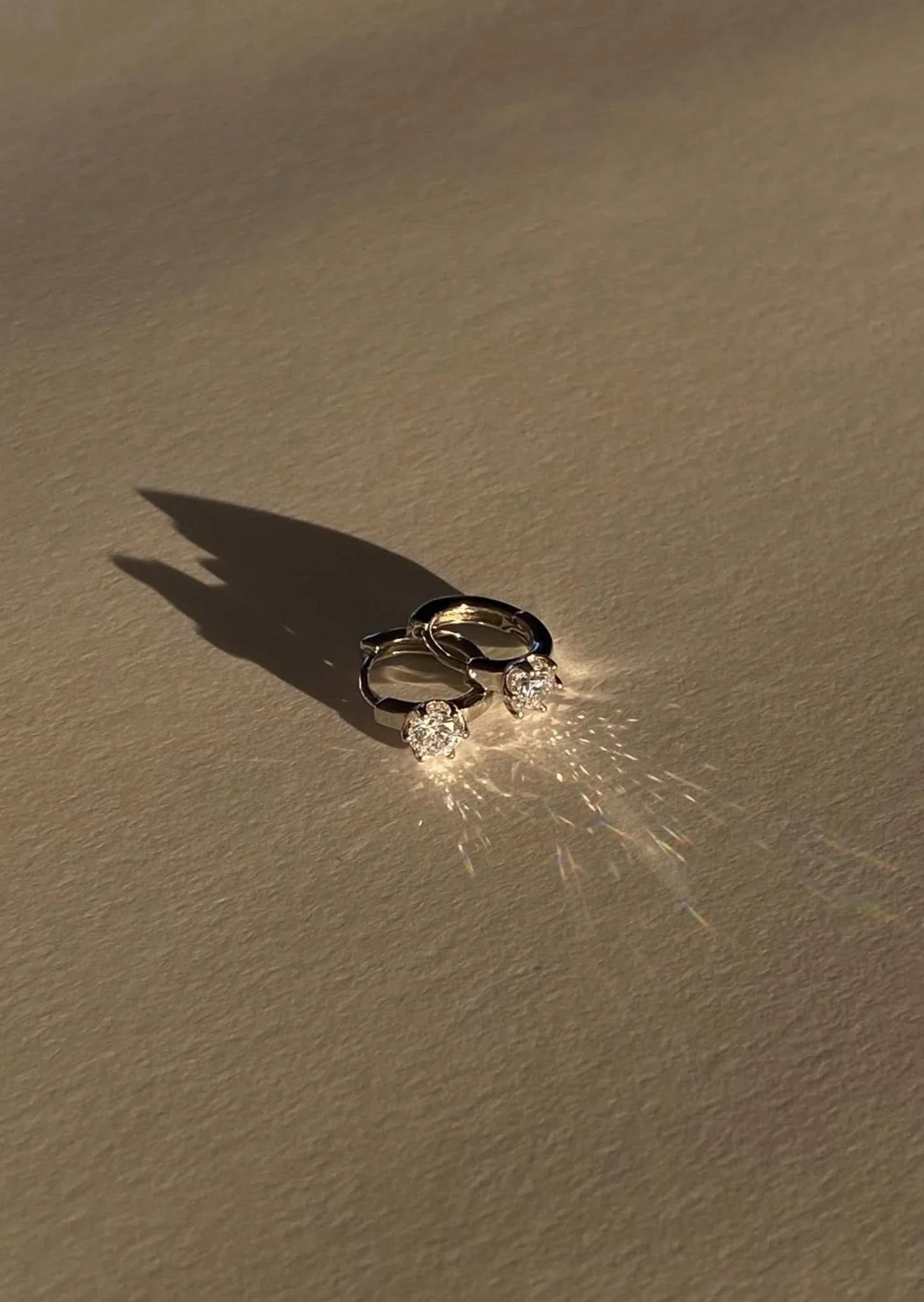 Daisy Huggies - Silver - AYUNA