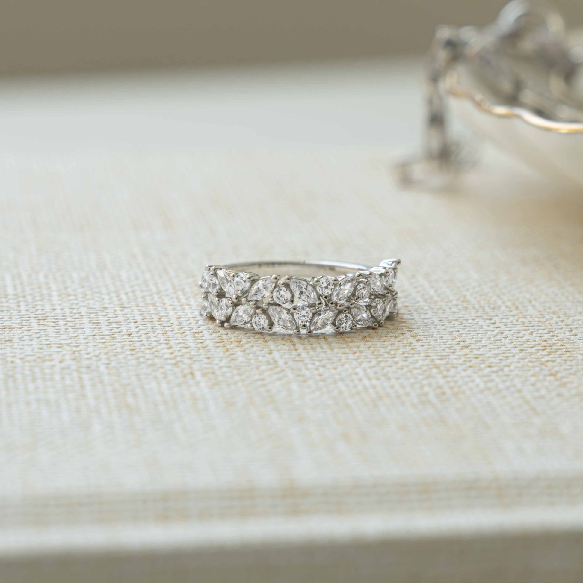 Double Cluster Ring - AYUNA