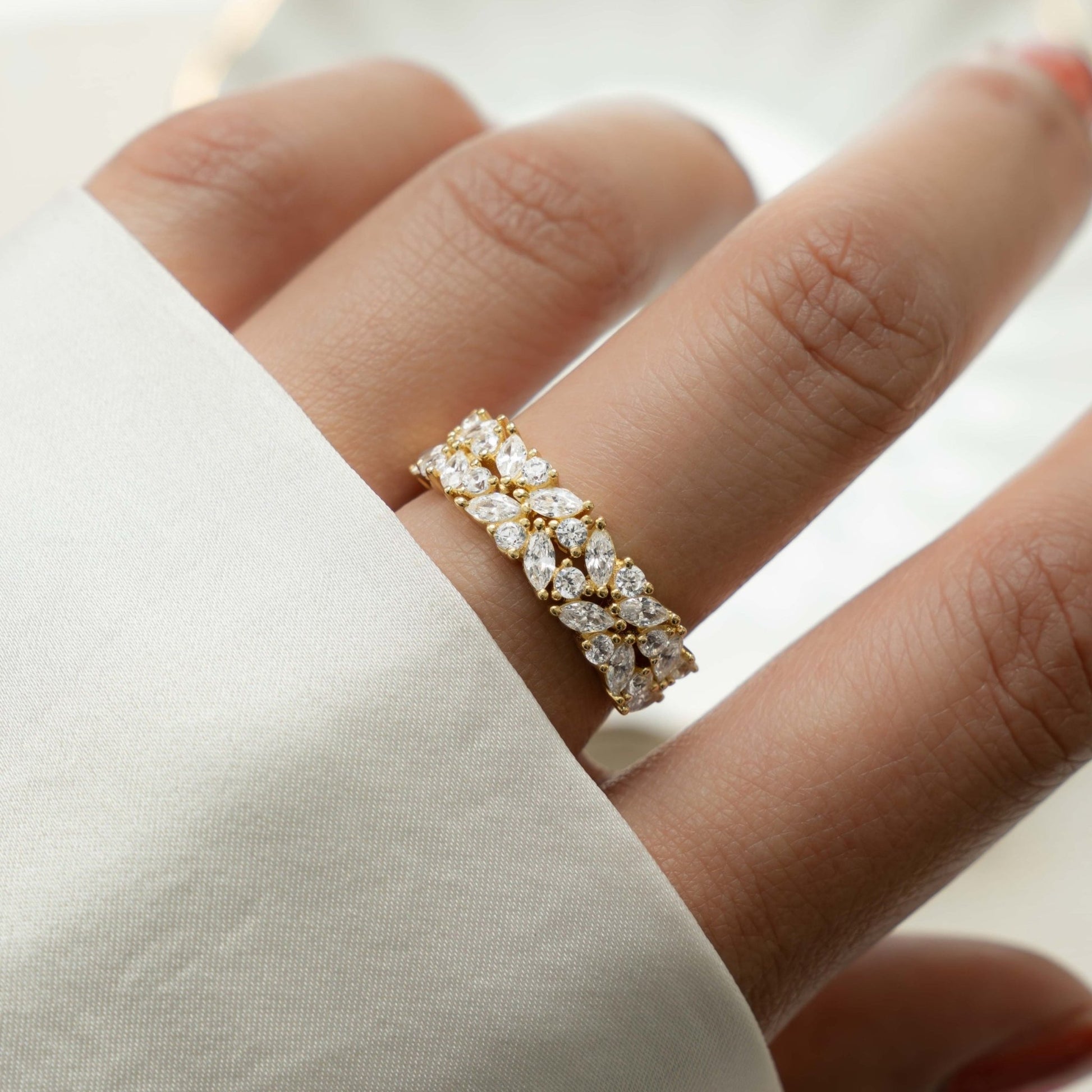 Double Cluster Ring - AYUNA