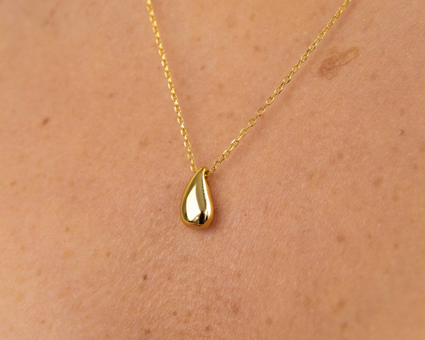 Drop Necklace - AYUNA