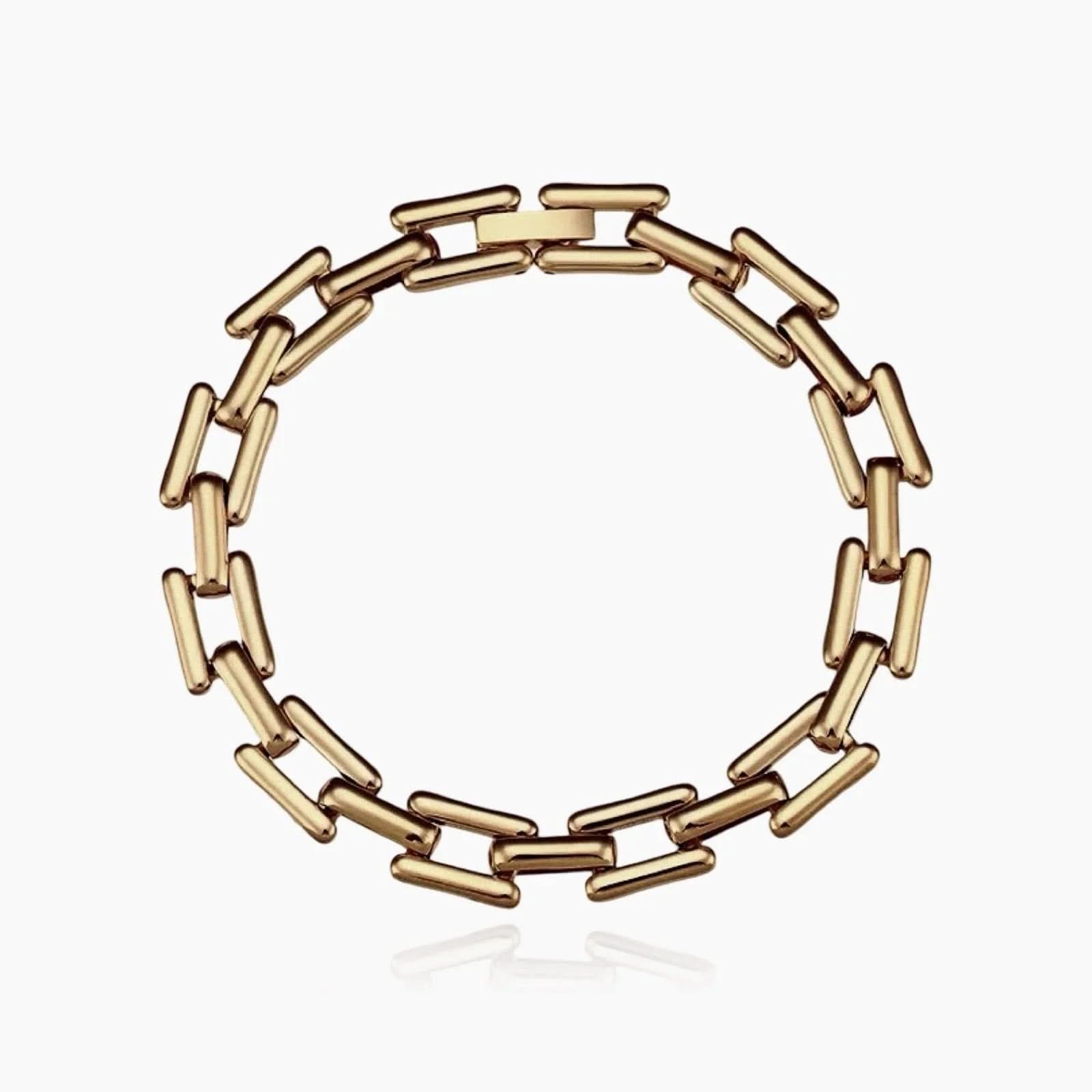 Elevated Geometric Chain - AYUNA