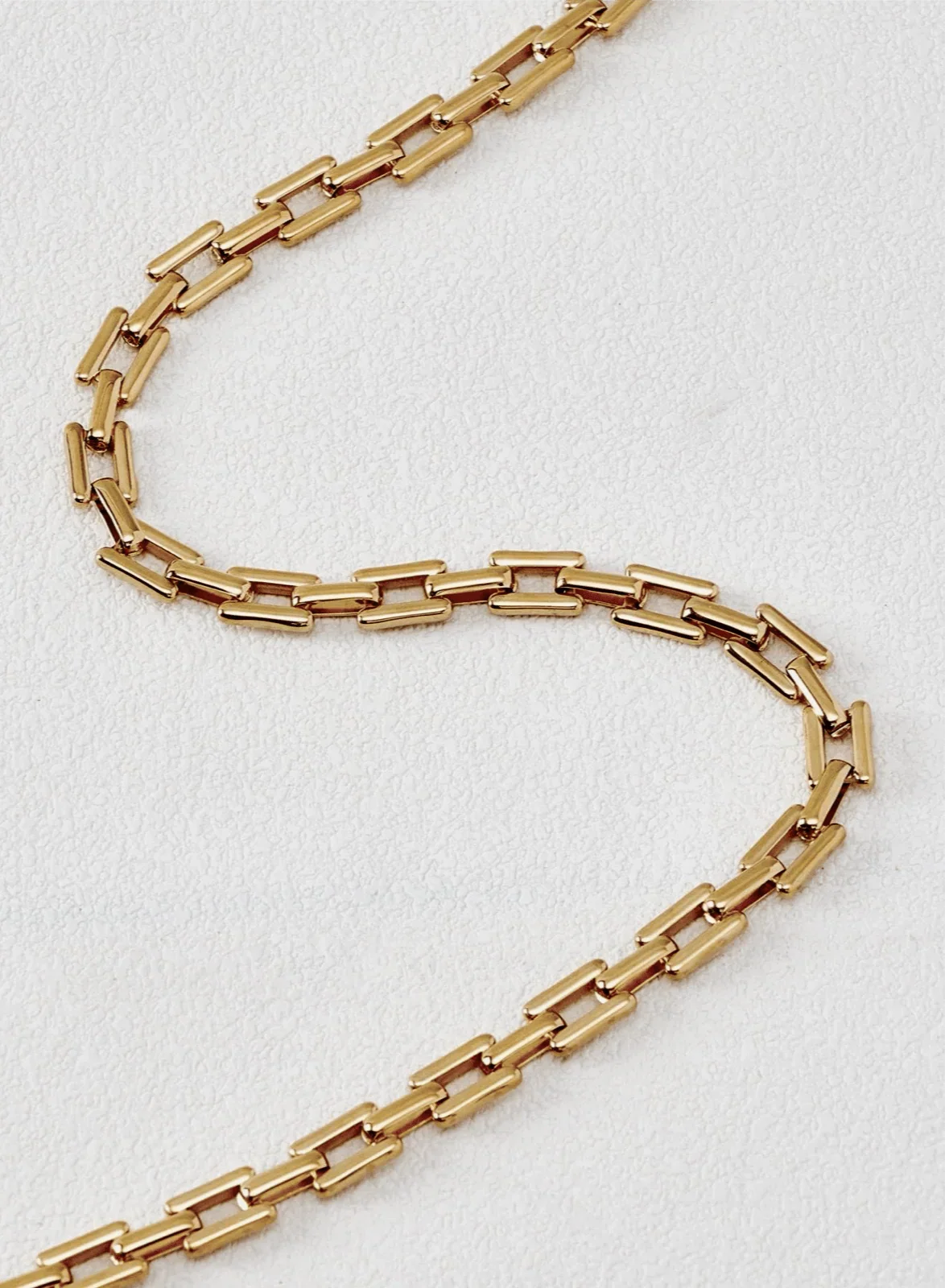 Elevated Geometric Chain - AYUNA