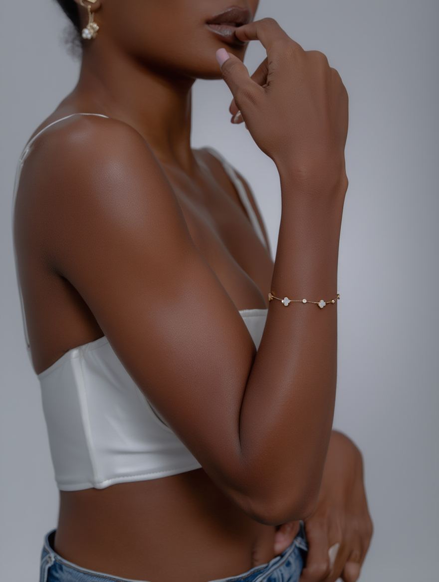 Hollow Out Clover Bracelet