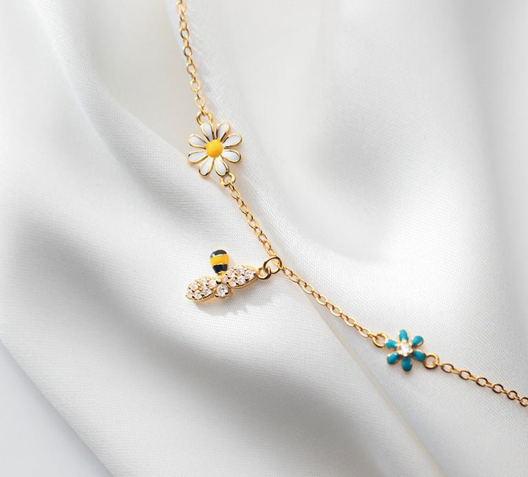 Flower Bracelet - AYUNA