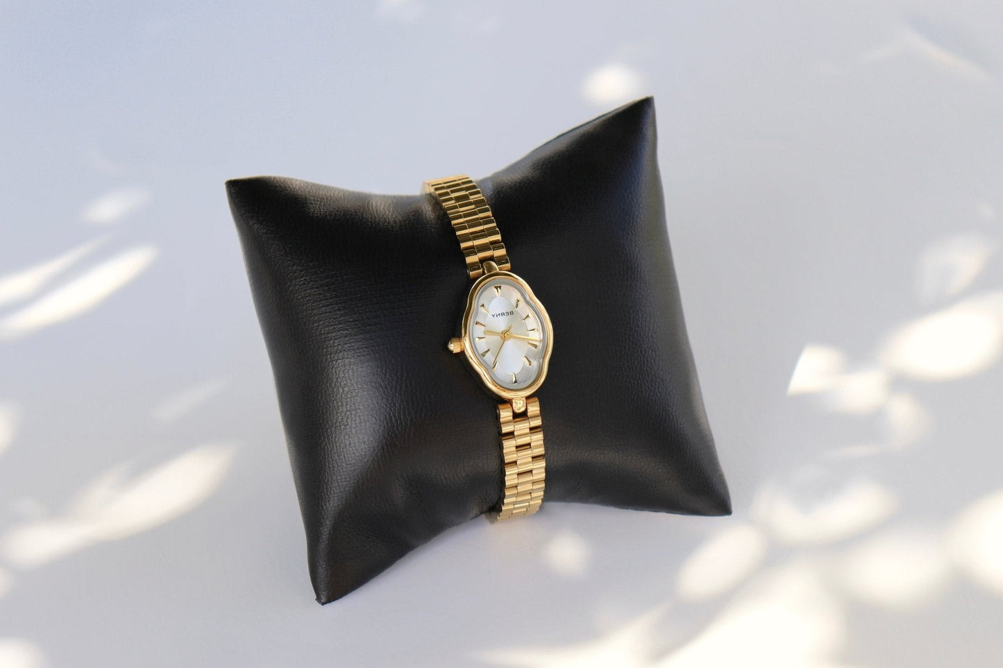 Golden Oval Flower Watch - AYUNA