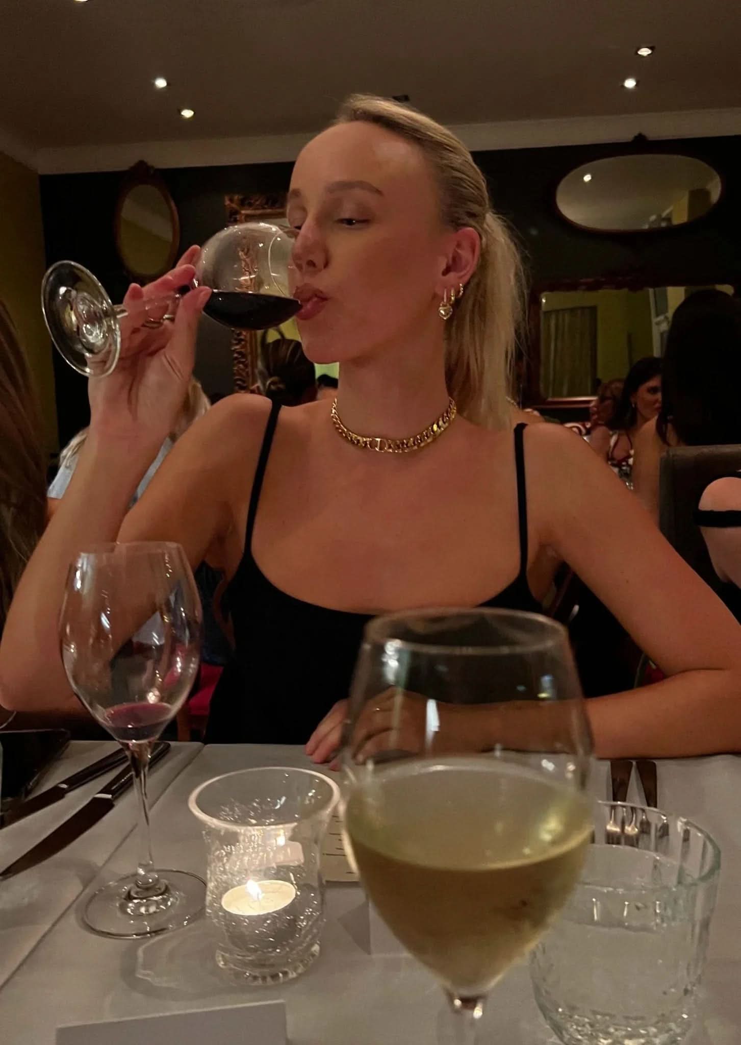 Gracie Earrings - Gold - AYUNA