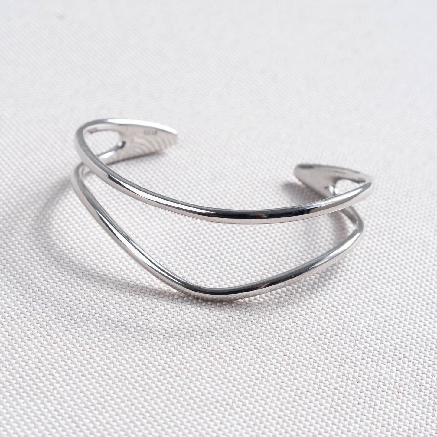 Harmony Bangle - AYUNA