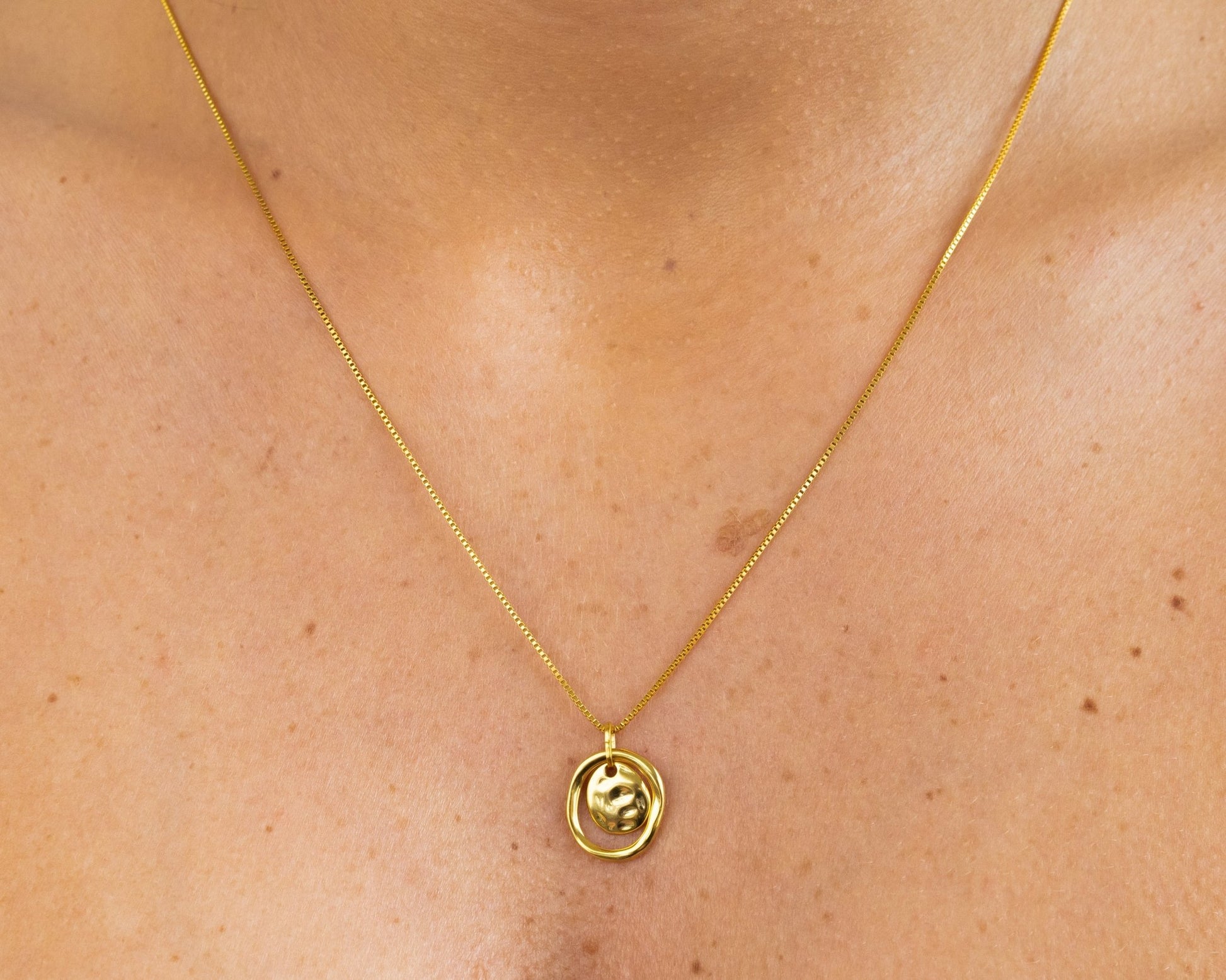 Infinity Pendant - AYUNA