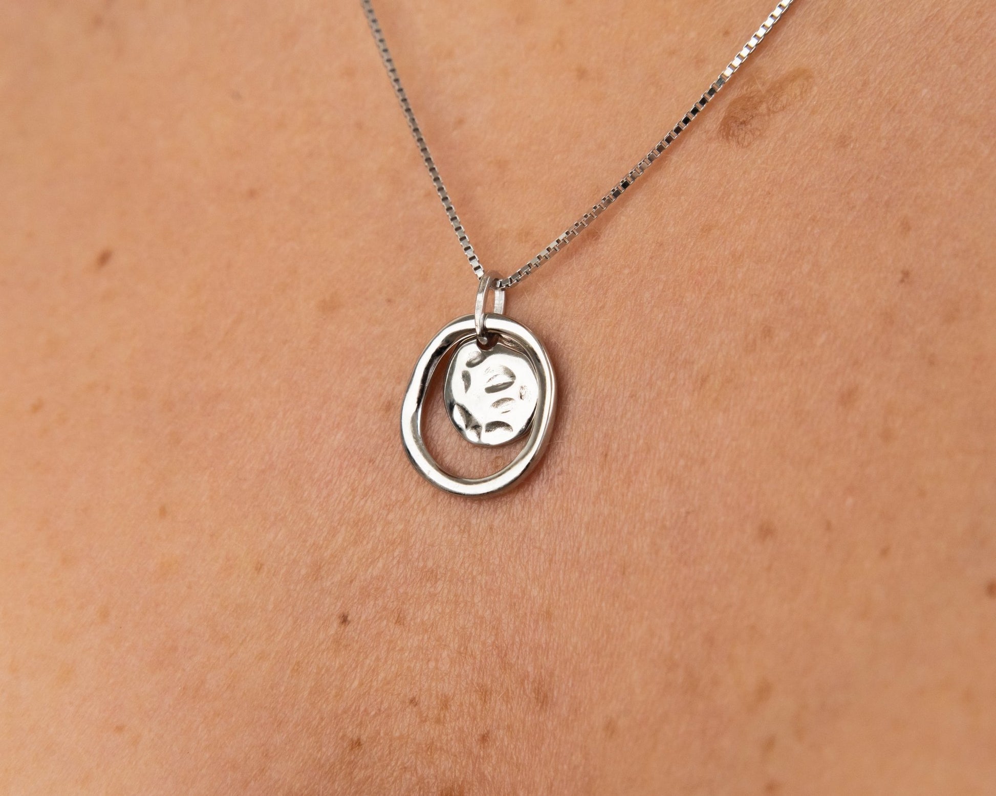 Infinity Pendant - AYUNA