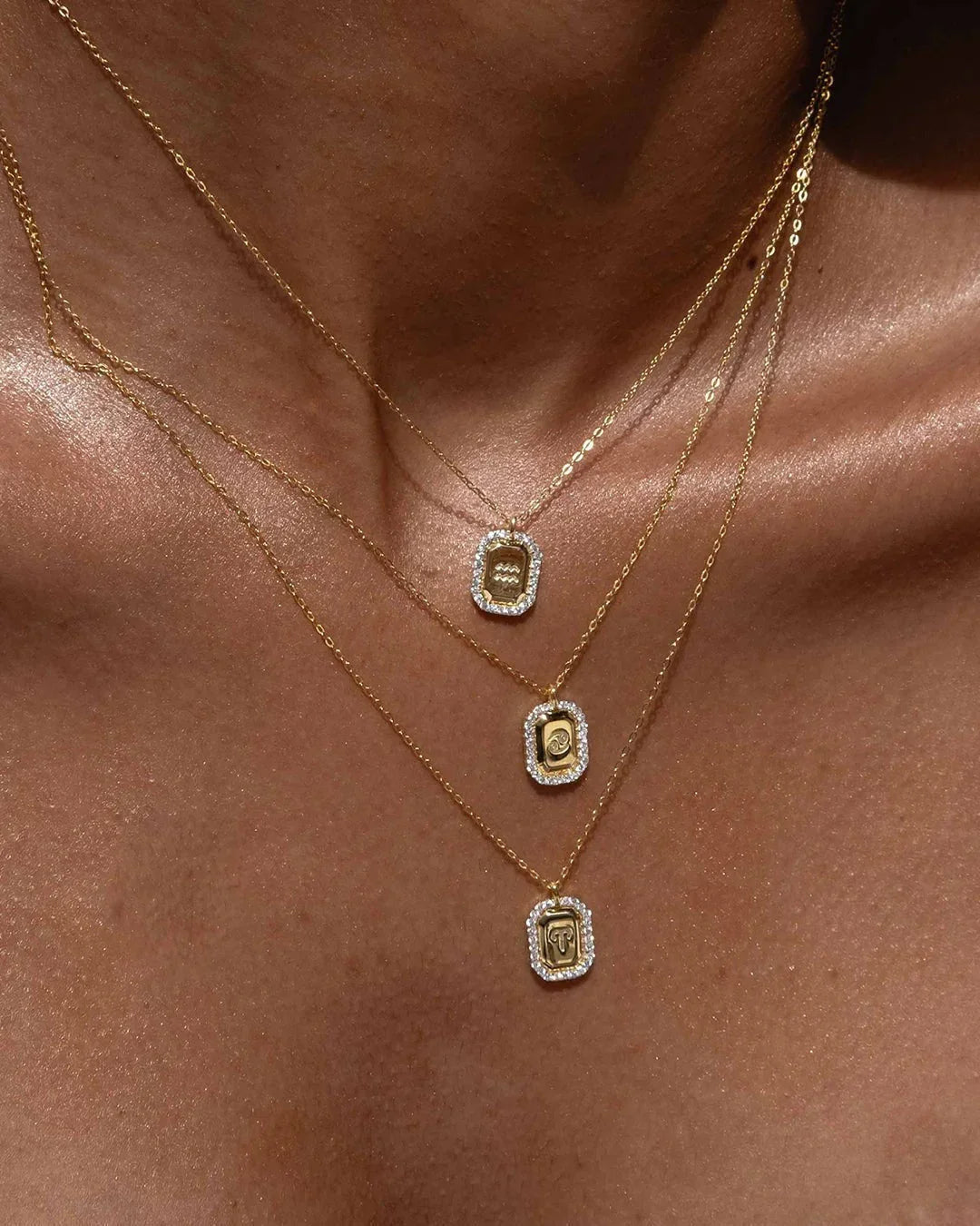 Juna Zodiac Necklace - AYUNA