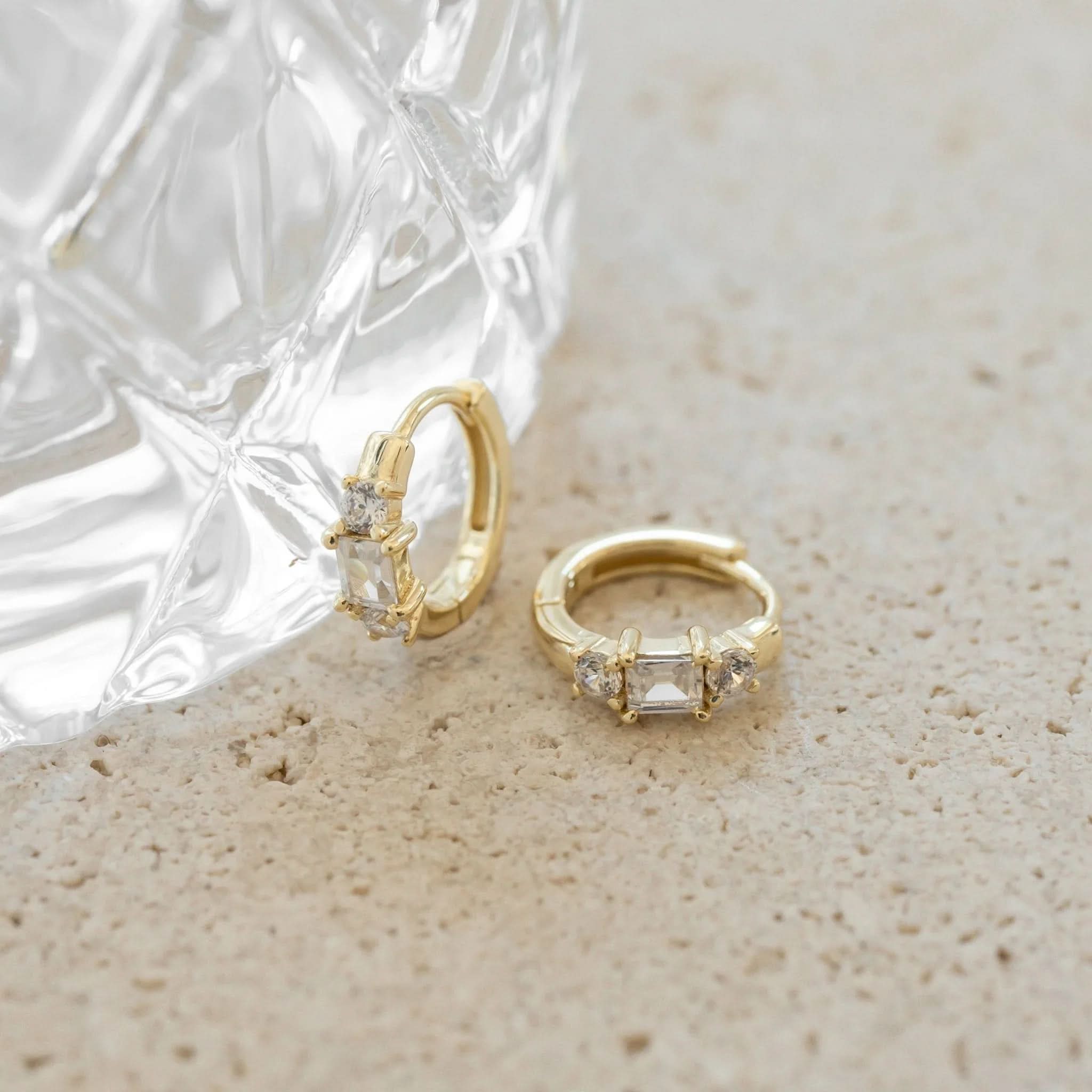 Kai Huggie Hoops - AYUNA