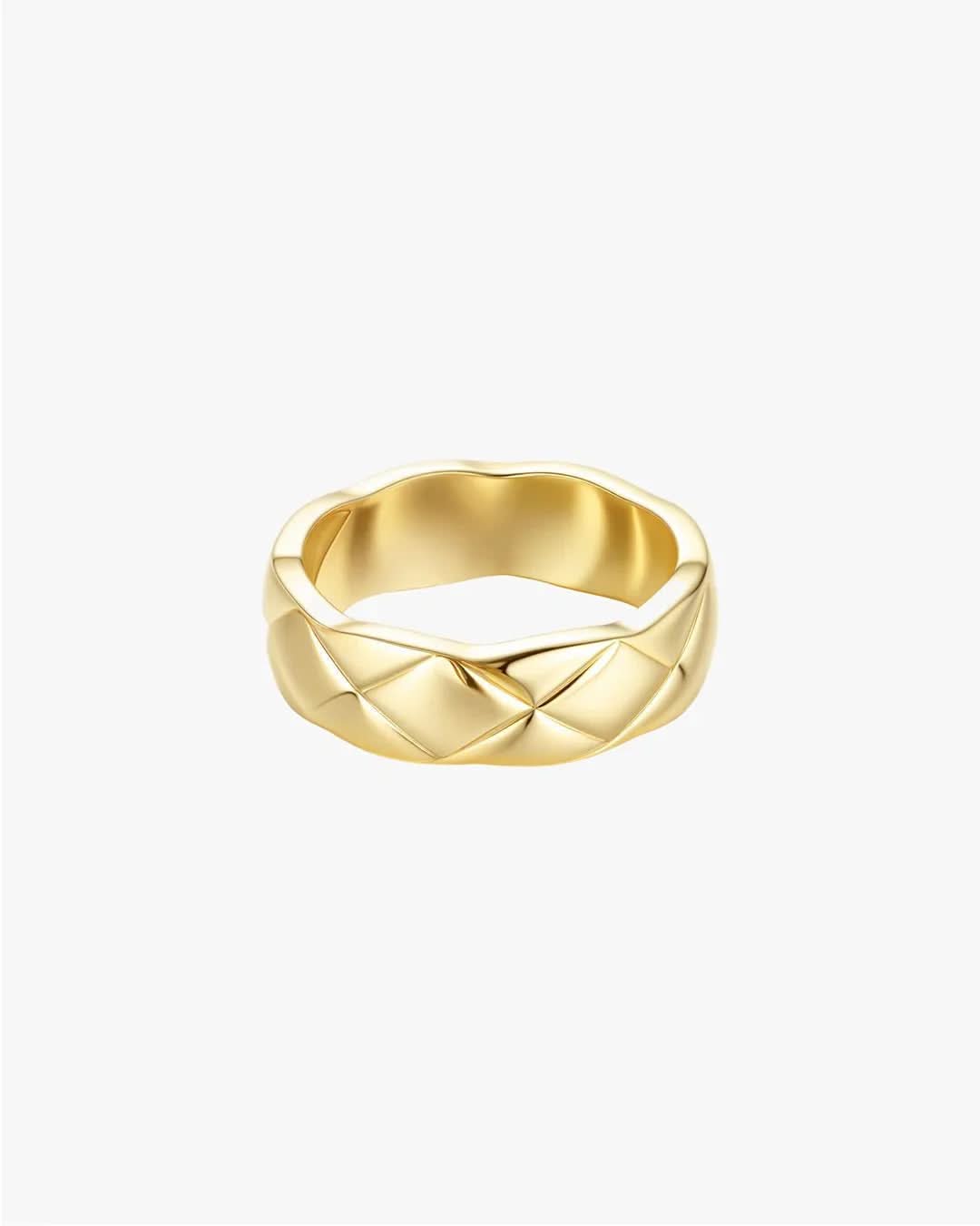 Kelly Ring - Gold - AYUNA