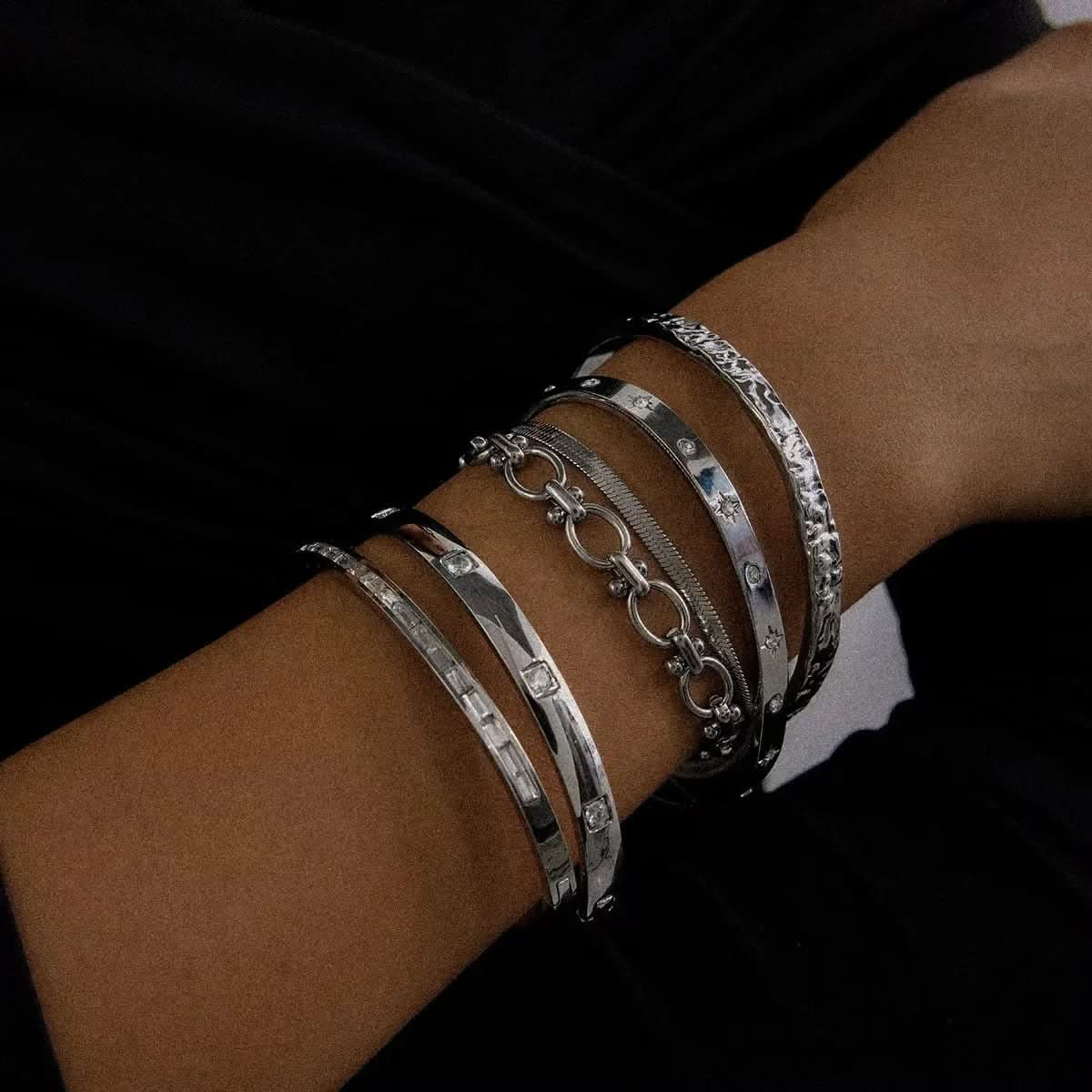 LEAH Round Chain Bracelet - AYUNA