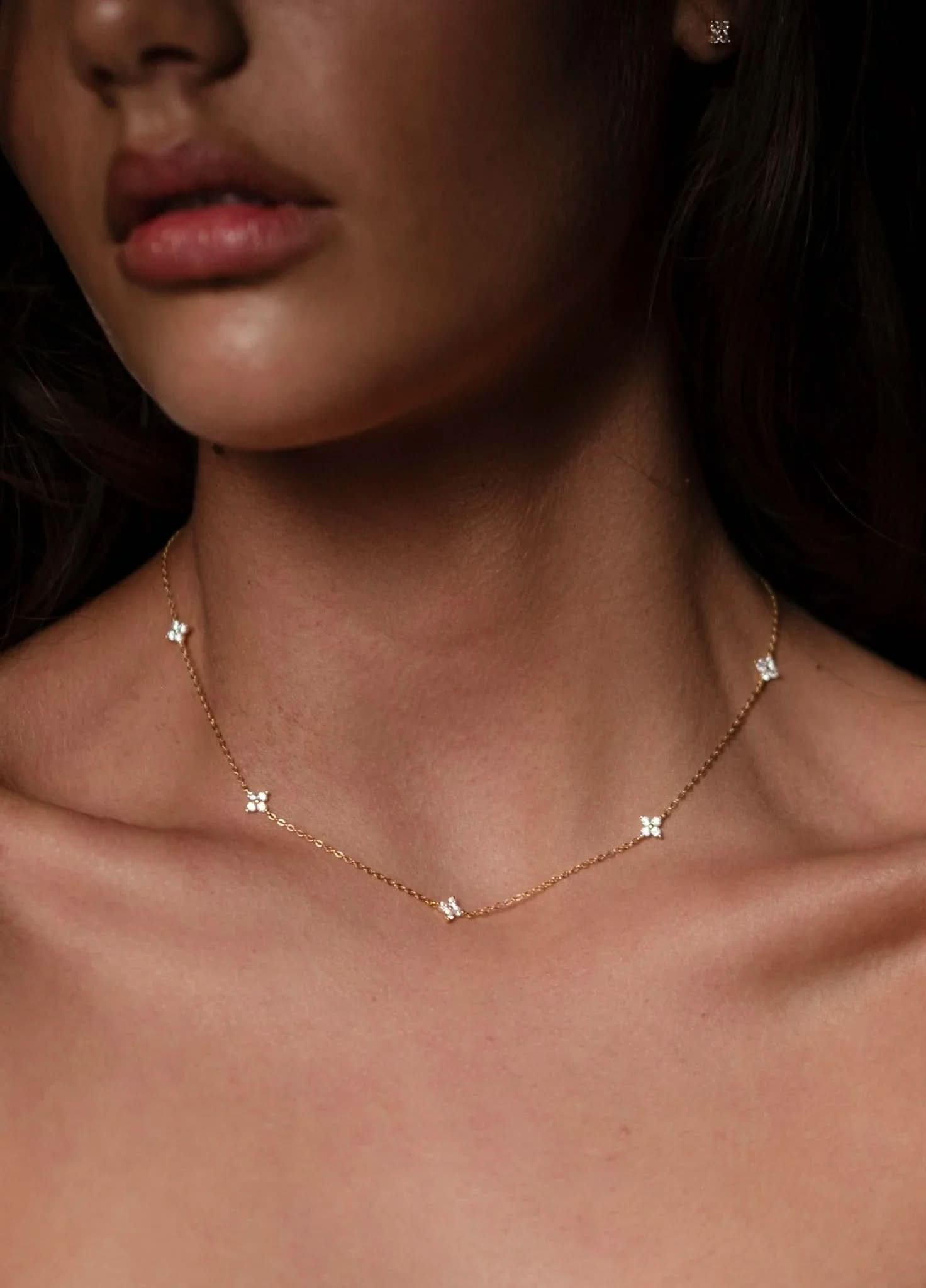 Loria Necklace Multi - Gold - AYUNA