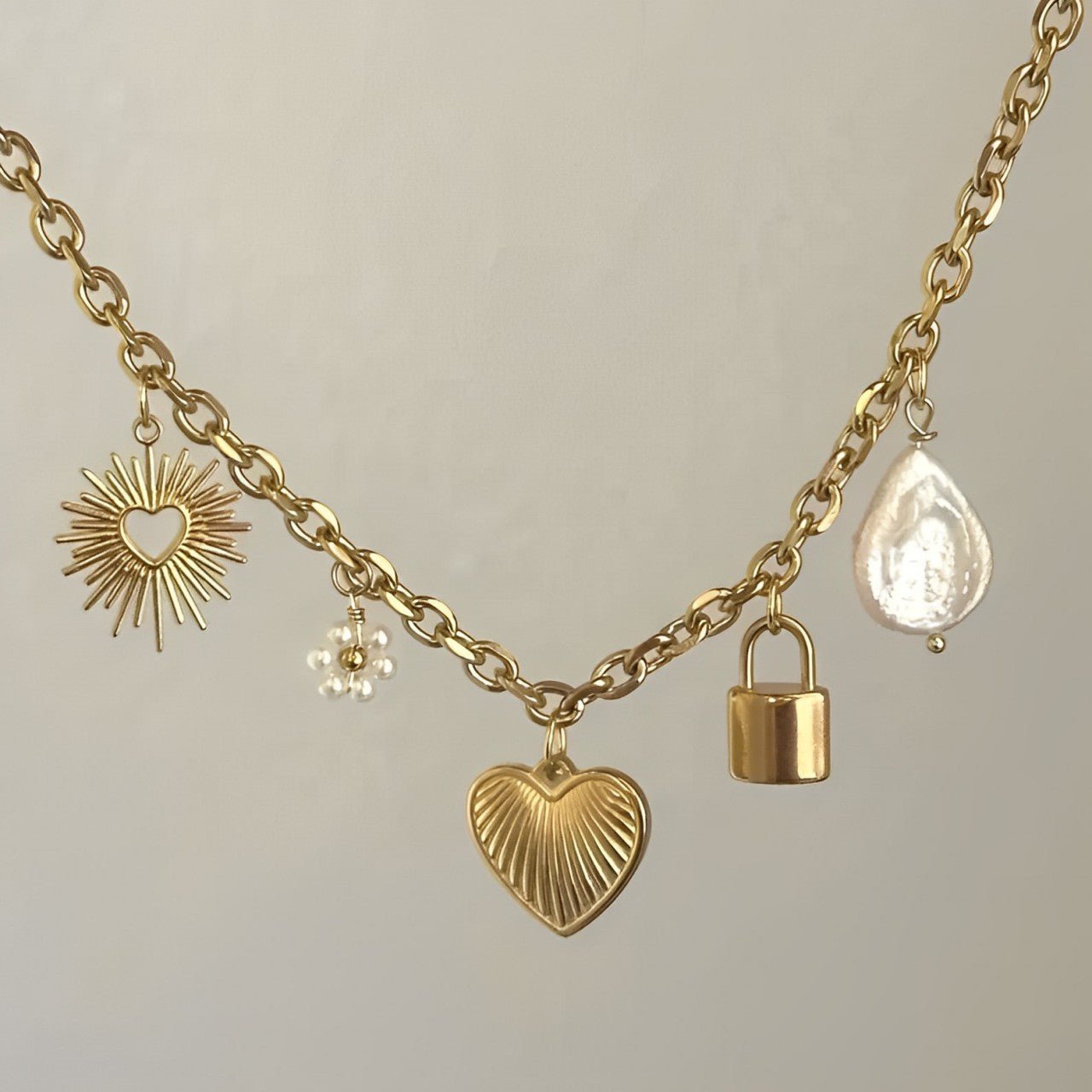 Loving Life Necklace - AYUNA