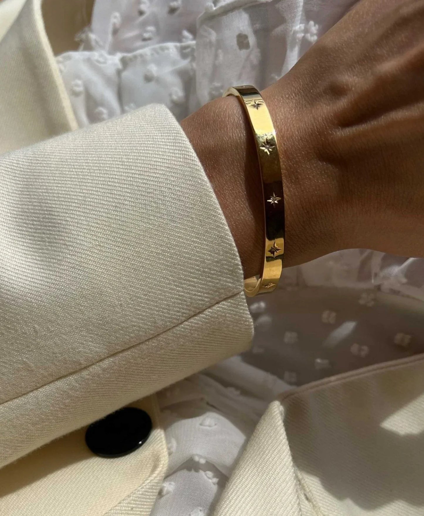 Lulu Bangle - AYUNA