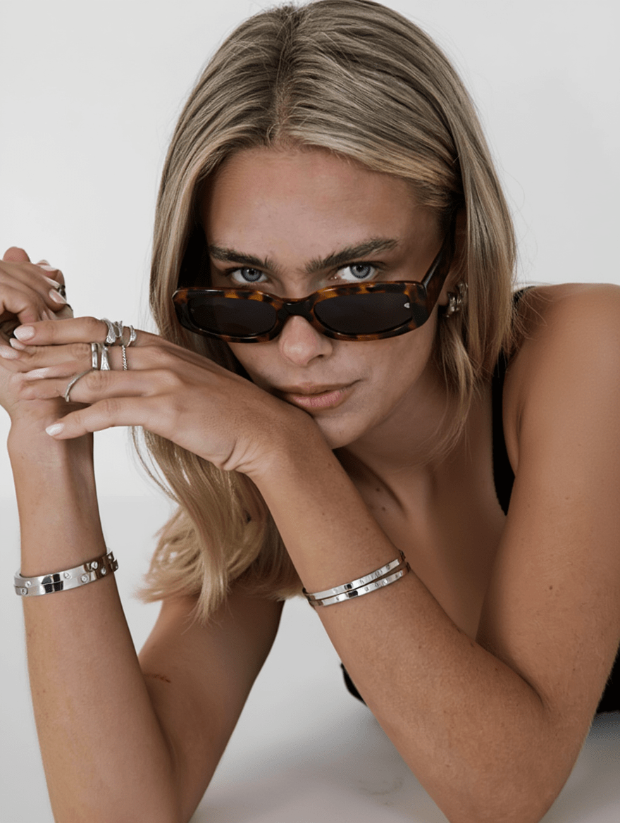 Mia - Tort/Smoke - AYUNA