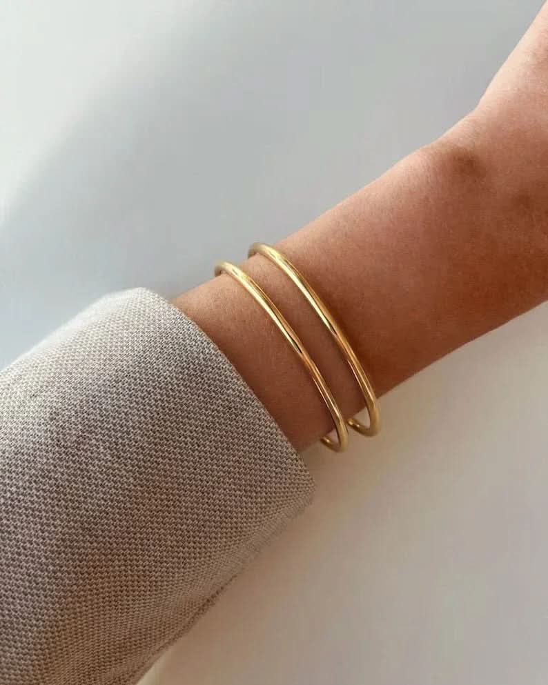 Minimalist Bangle Bracelet - AYUNA