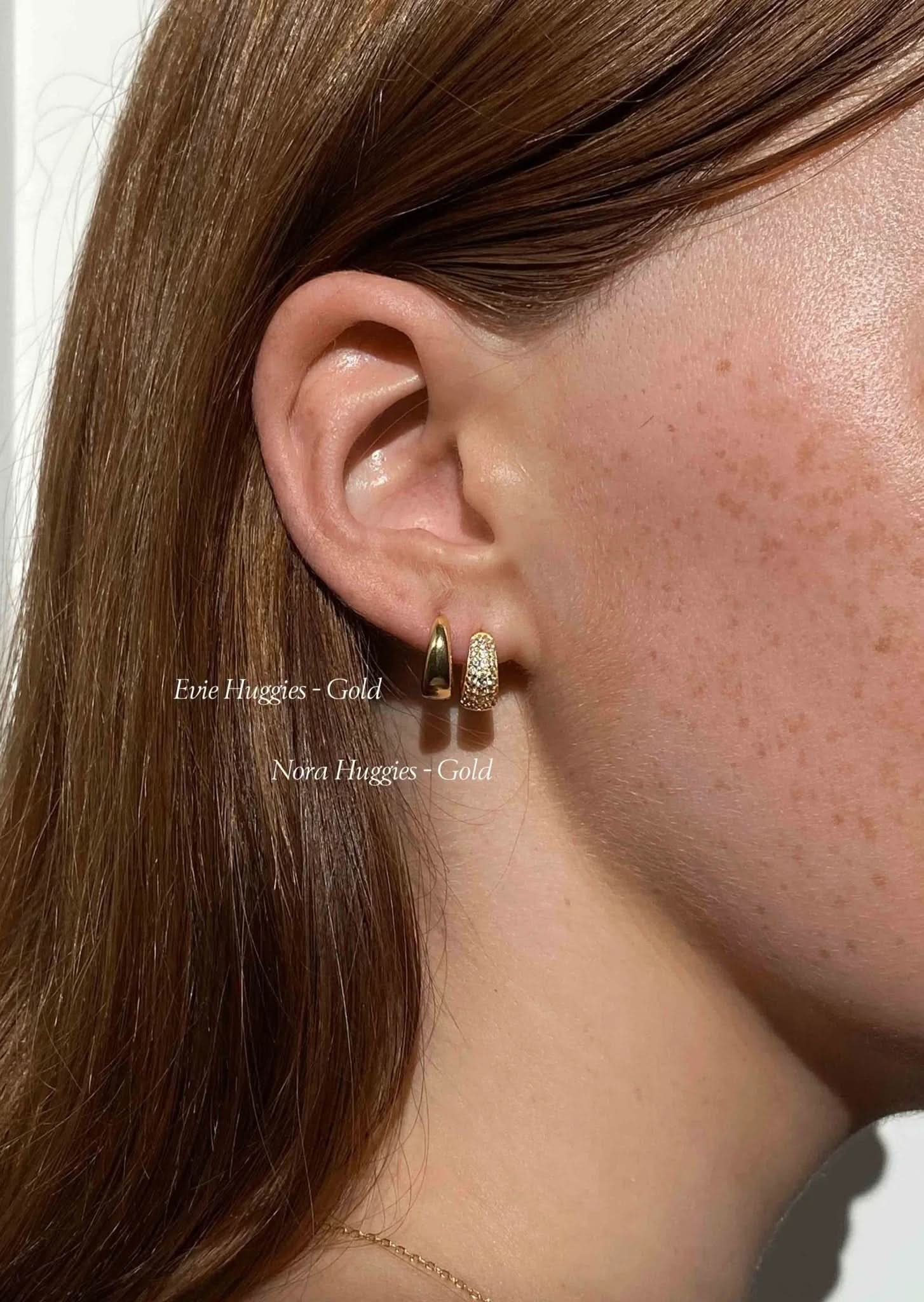 Nora Huggies - Gold - AYUNA