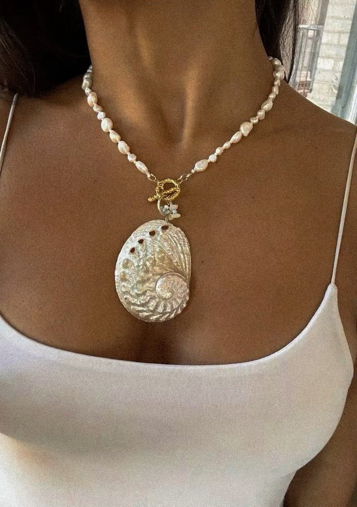 Ocean’s Secret Natural Shell Necklace - AYUNA