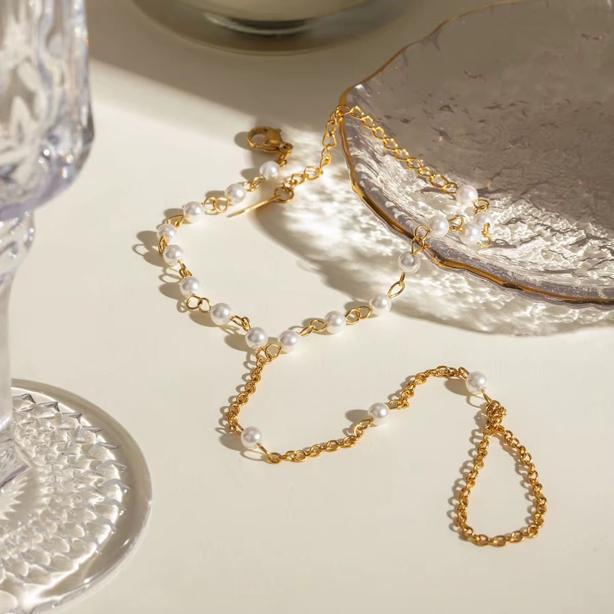 Pearl Hand Chain - AYUNA