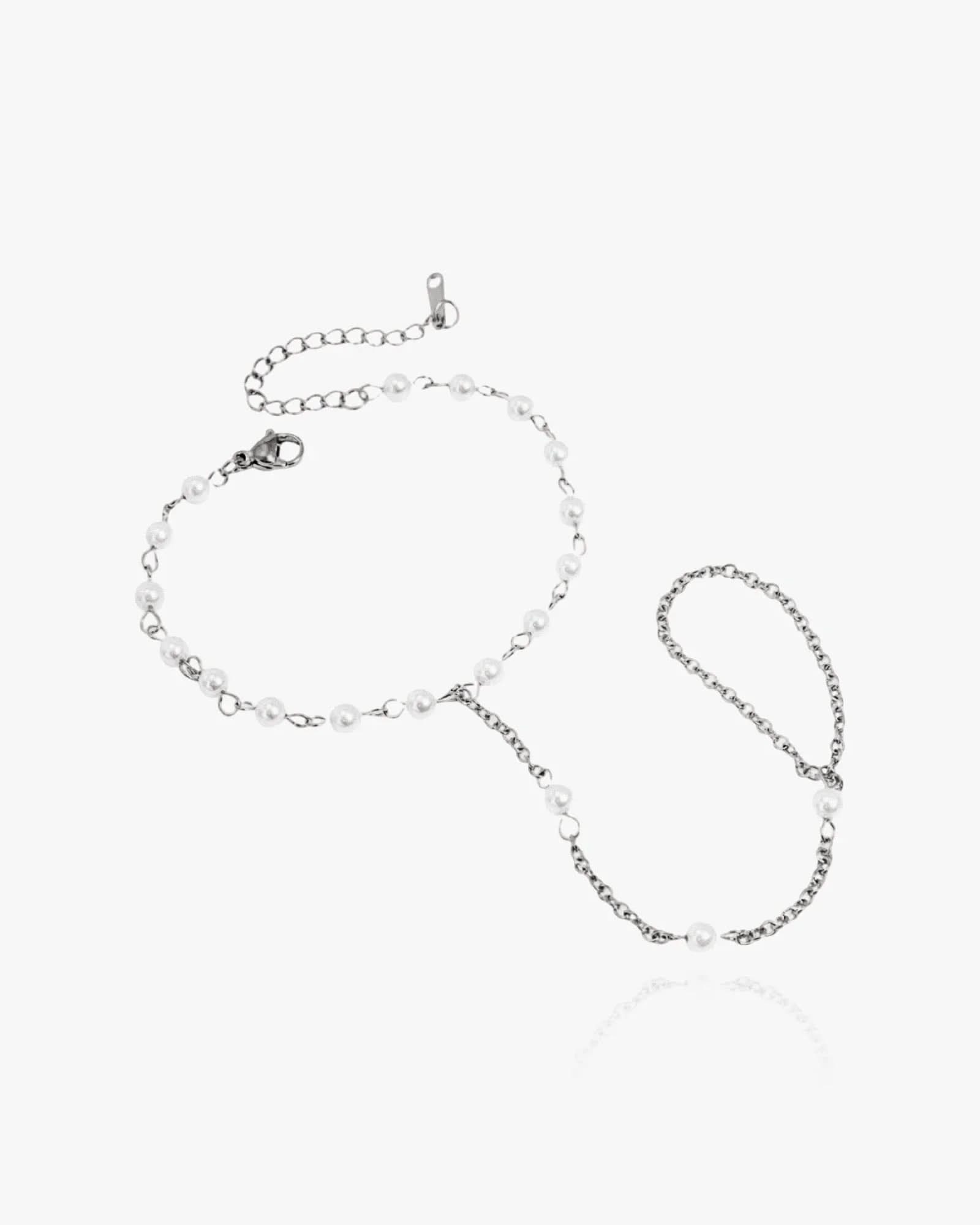Pearl Hand Chain - AYUNA