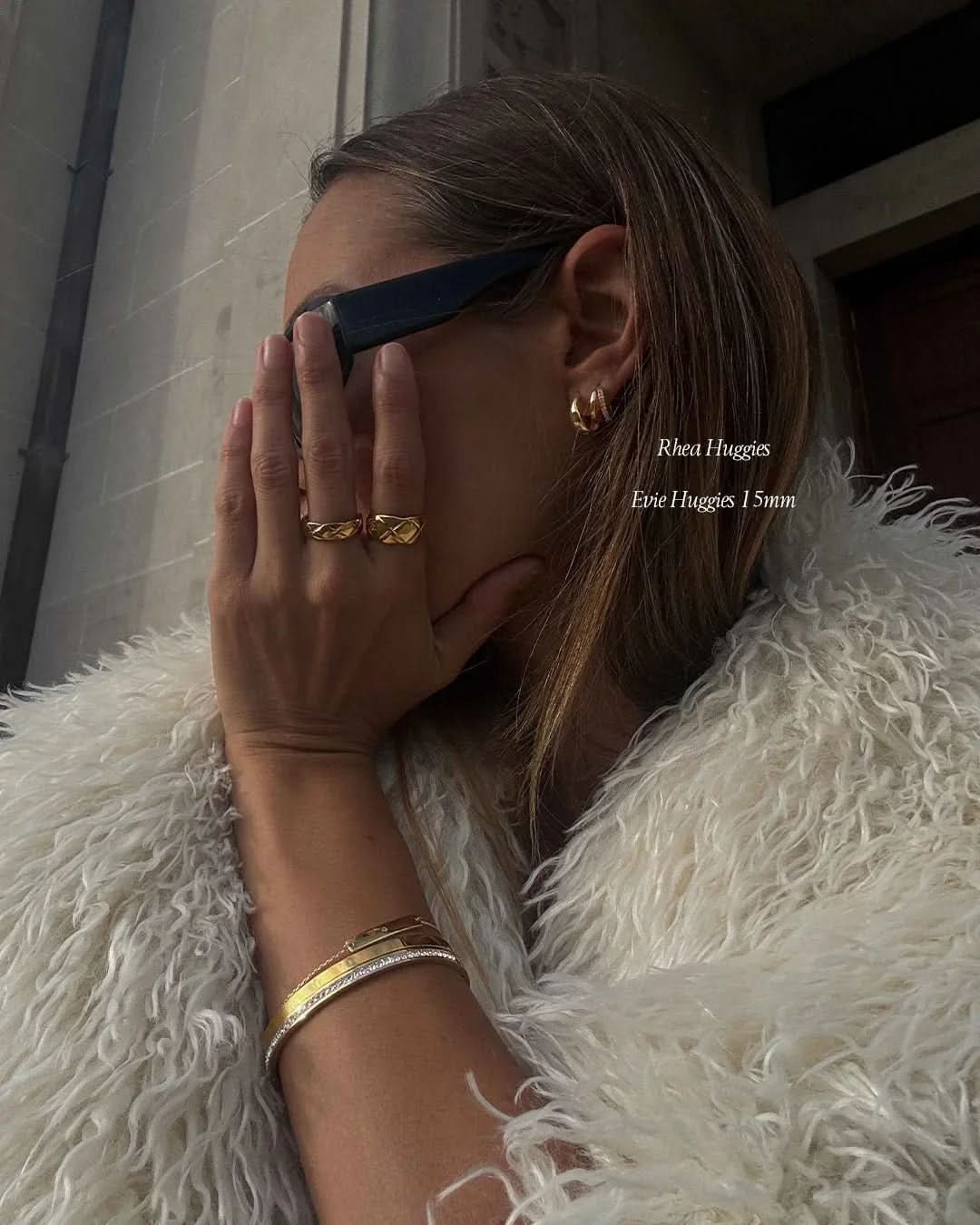 Rhea Huggies - Gold - AYUNA