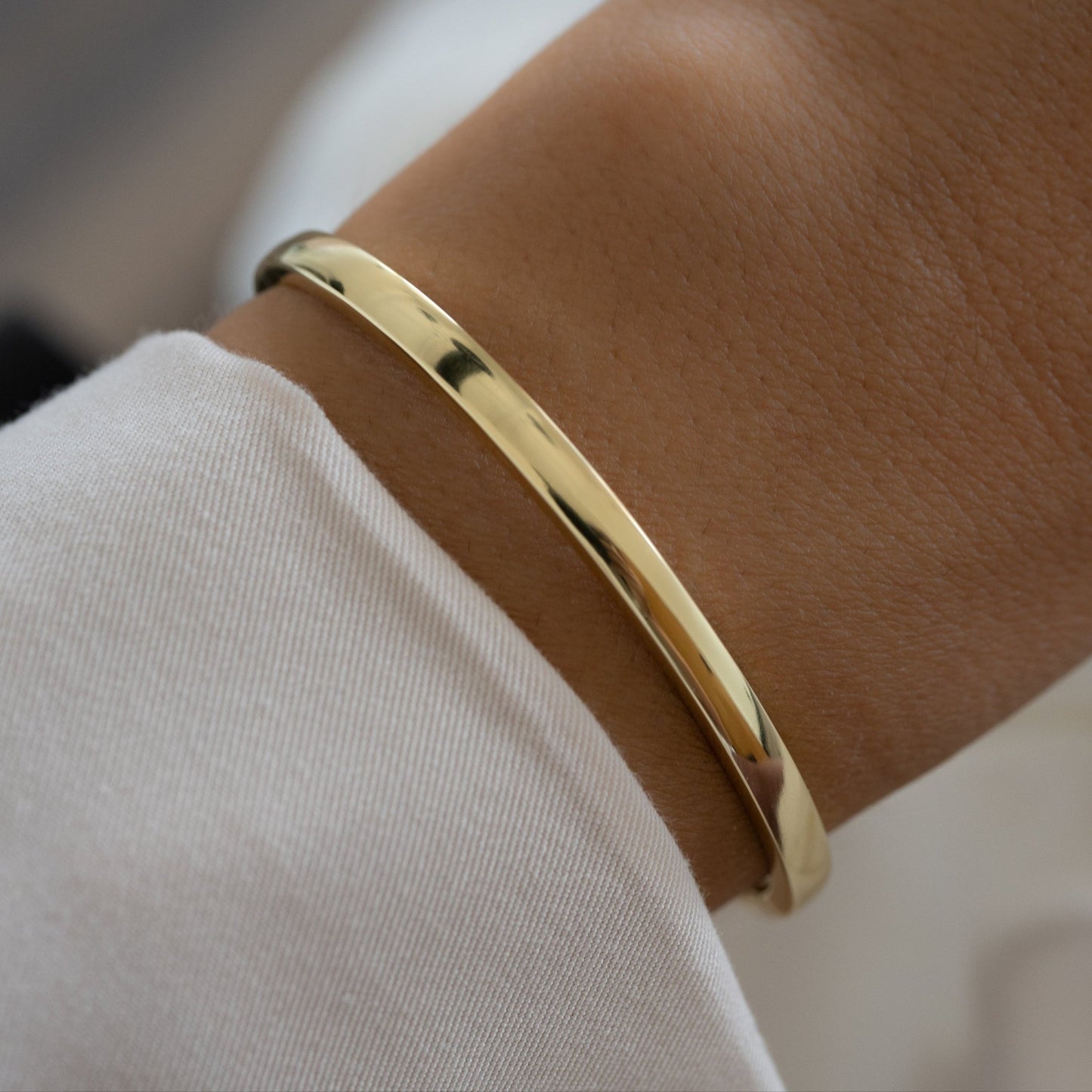 Solid Bangle - AYUNA