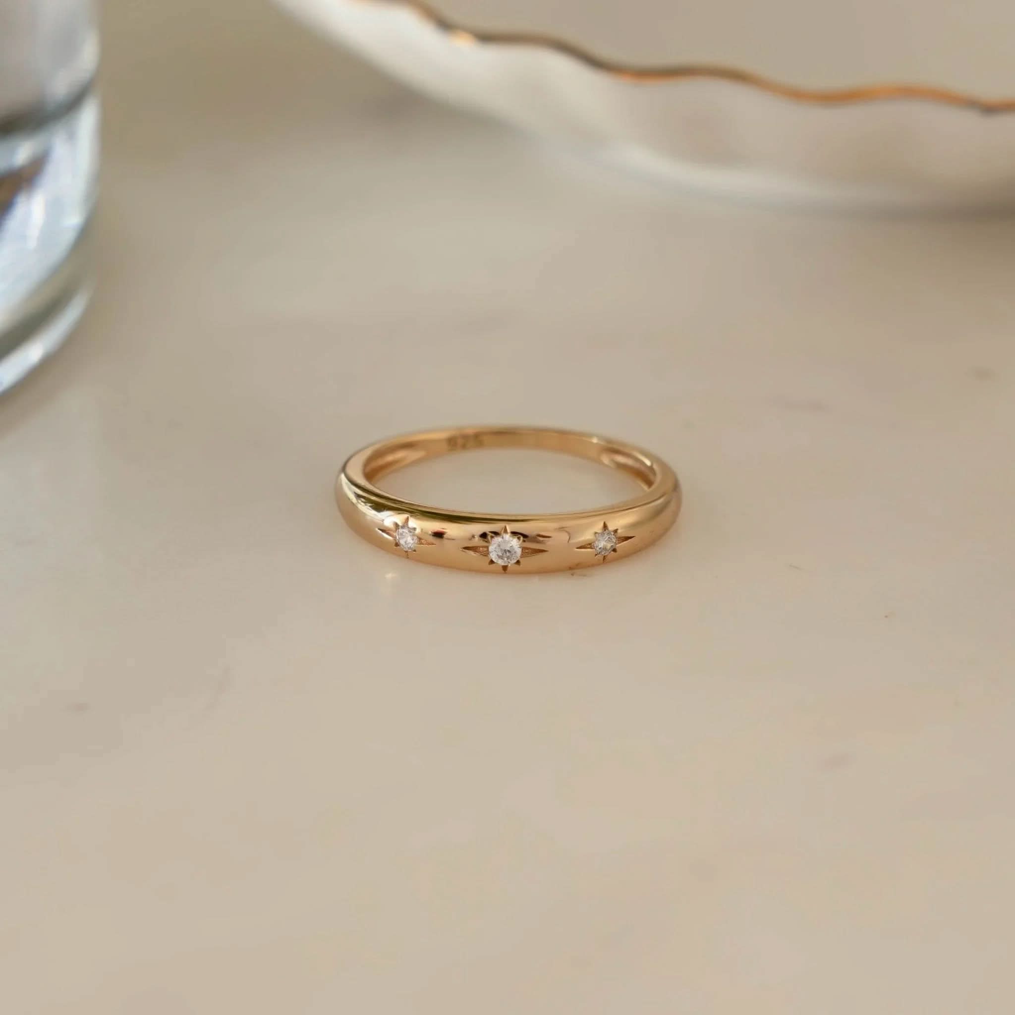 Starburst Ring - AYUNA