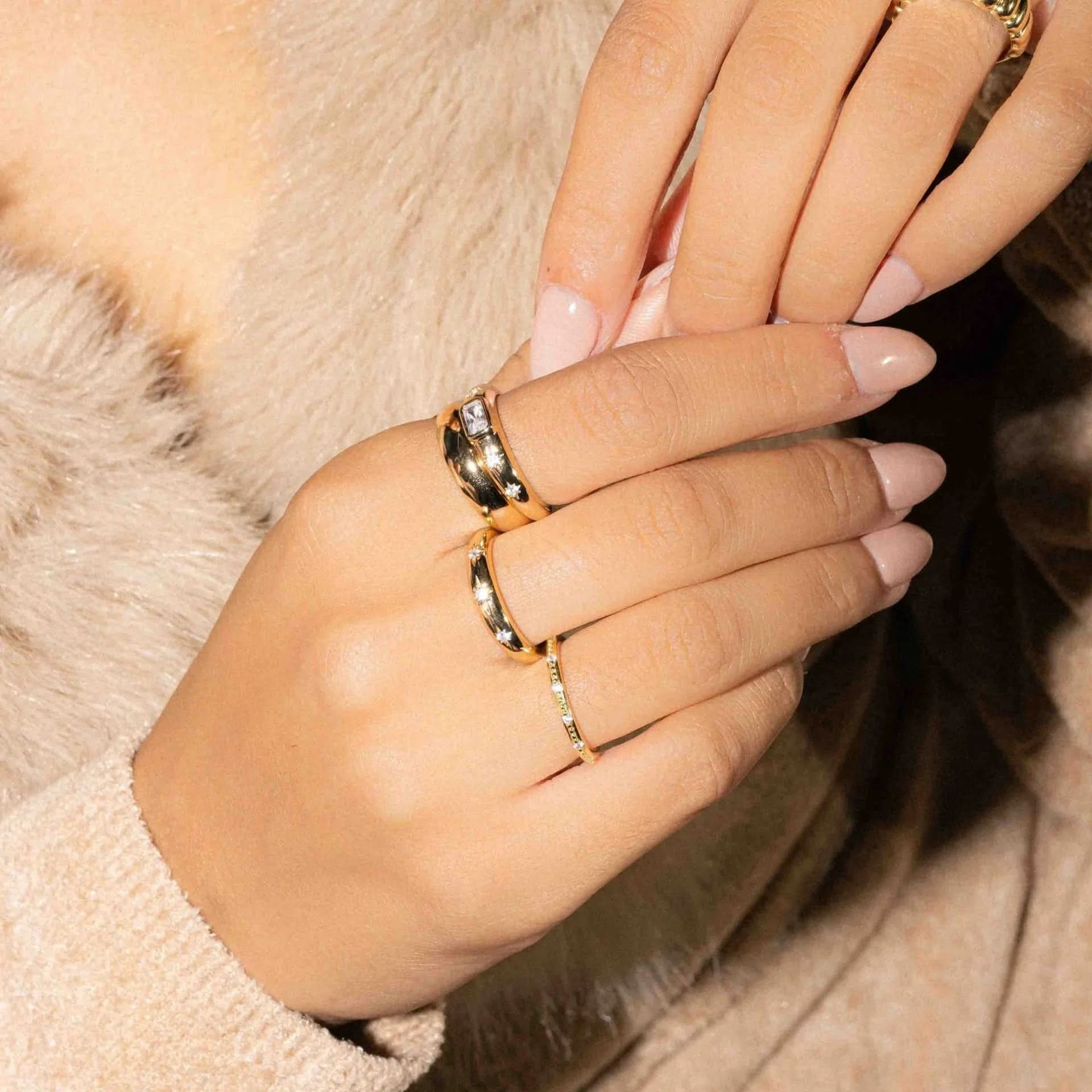 Starburst Ring - AYUNA